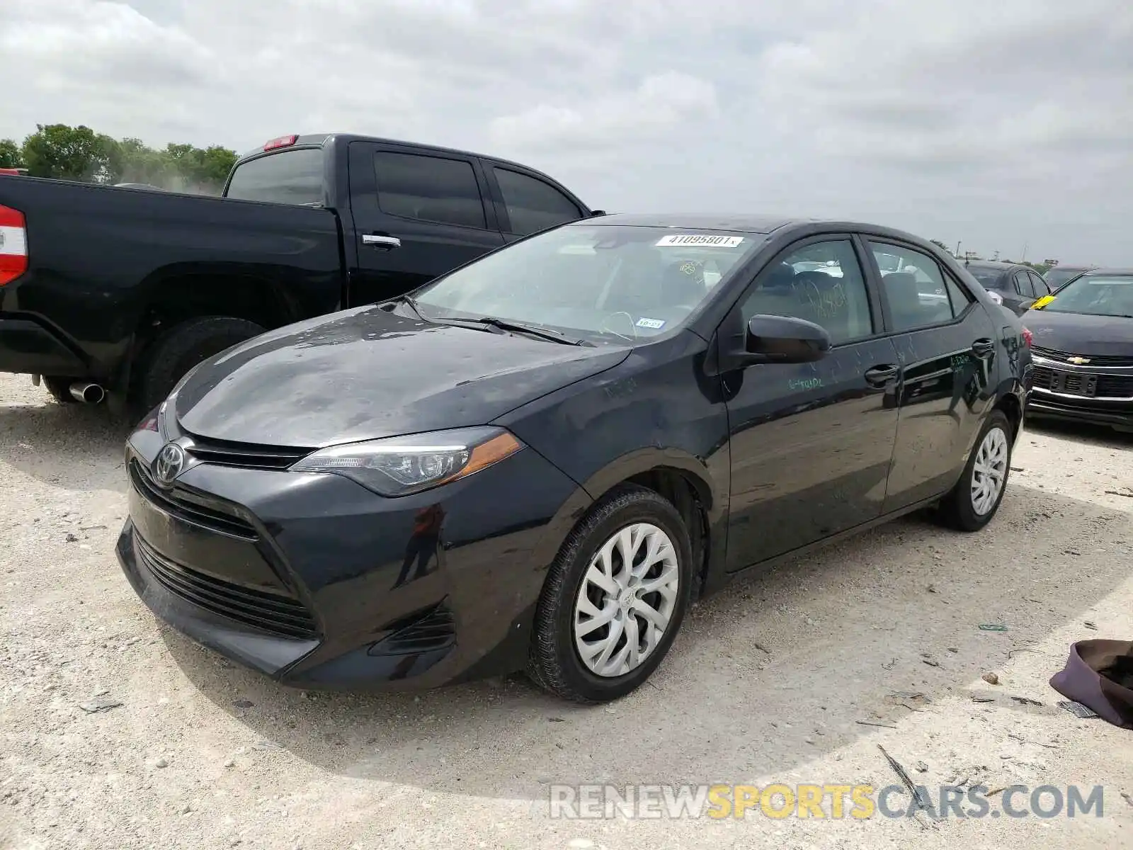 2 Photograph of a damaged car 5YFBURHE1KP895511 TOYOTA COROLLA 2019