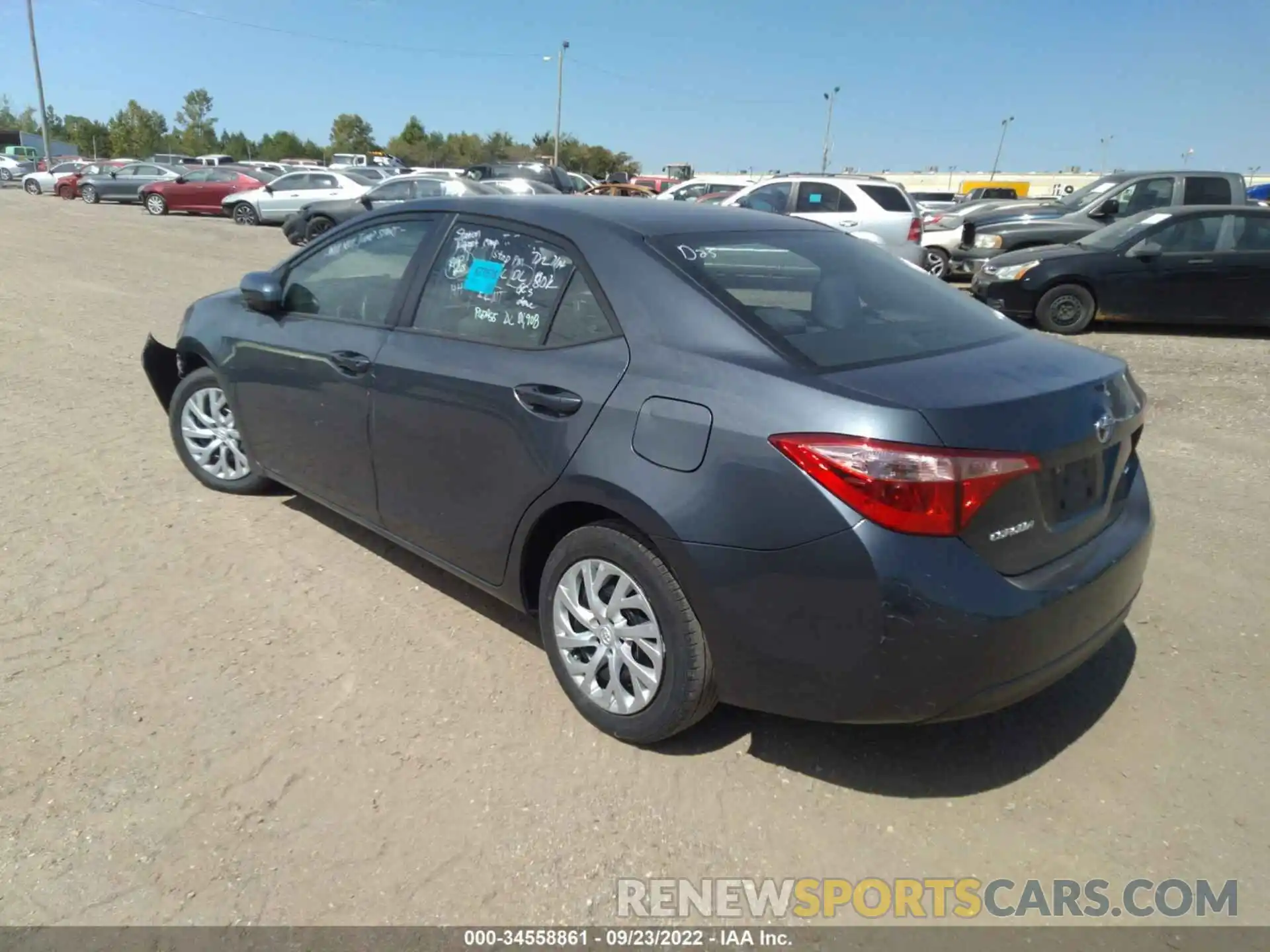 3 Photograph of a damaged car 5YFBURHE1KP895590 TOYOTA COROLLA 2019