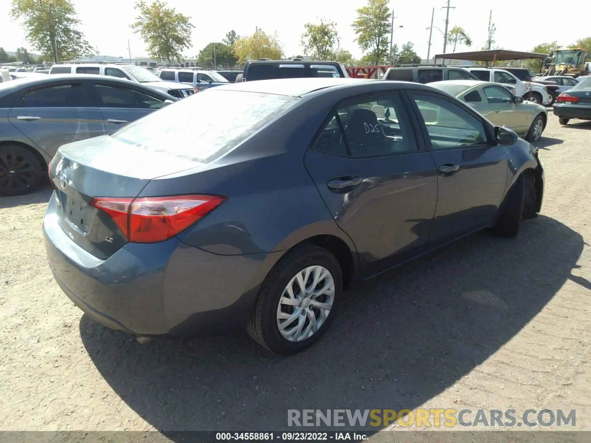 4 Photograph of a damaged car 5YFBURHE1KP895590 TOYOTA COROLLA 2019