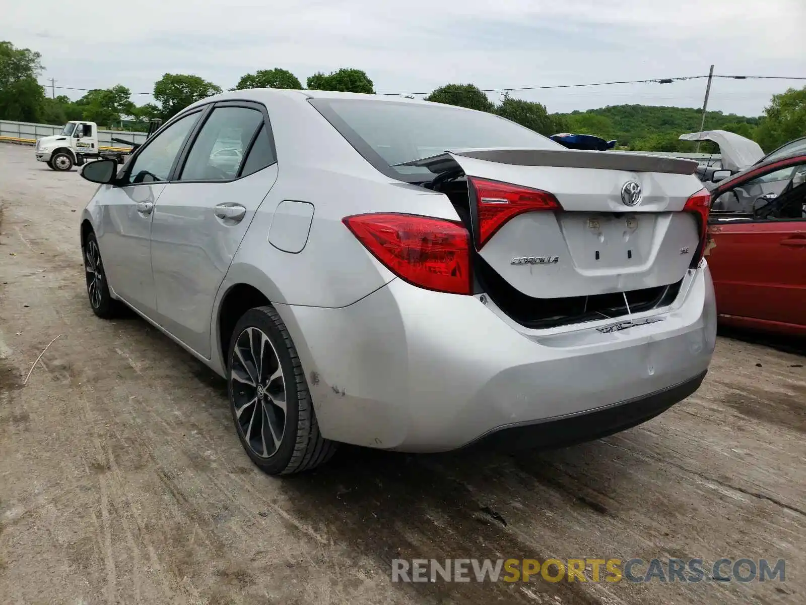 3 Photograph of a damaged car 5YFBURHE1KP896058 TOYOTA COROLLA 2019