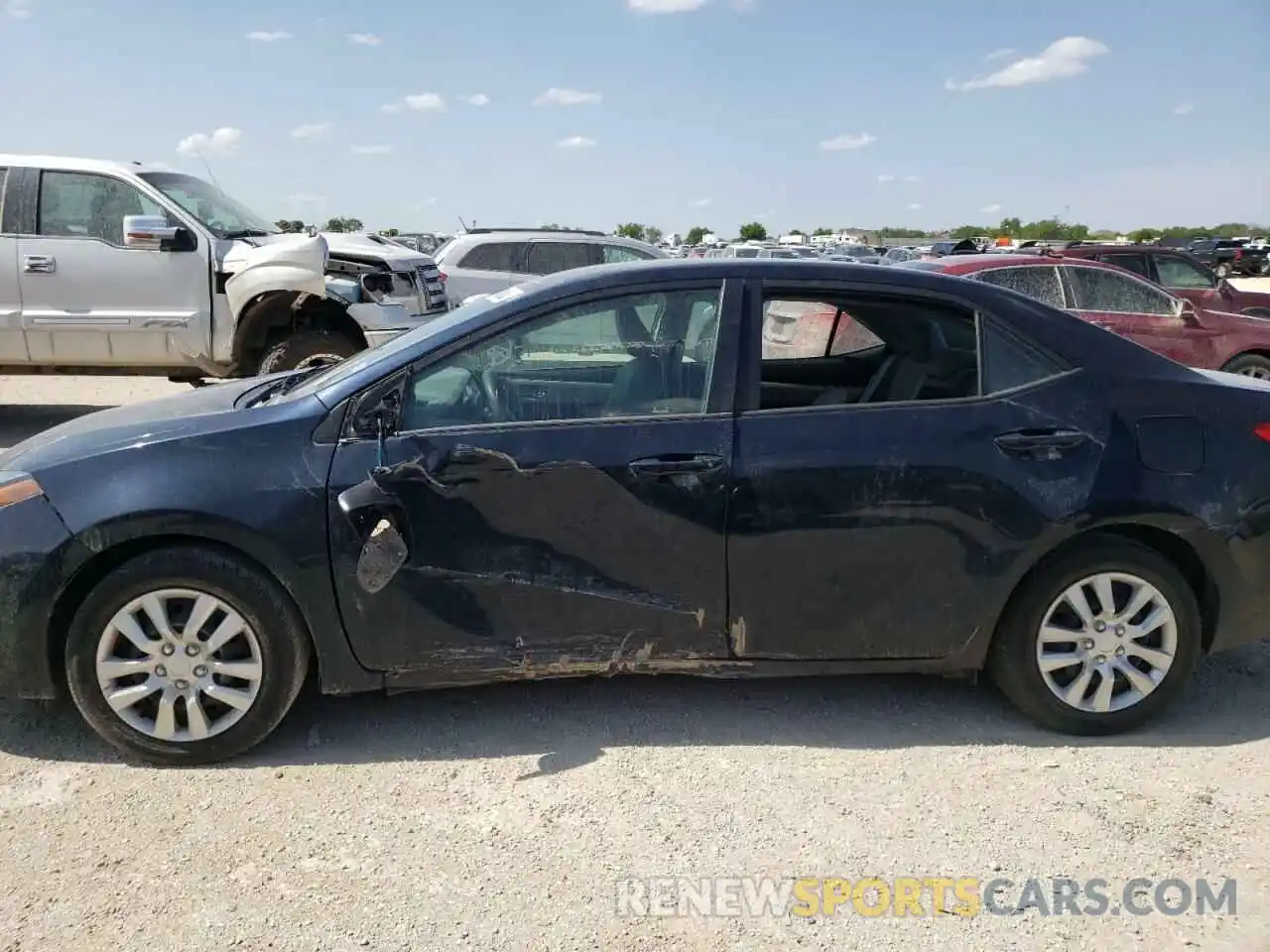 9 Photograph of a damaged car 5YFBURHE1KP896951 TOYOTA COROLLA 2019