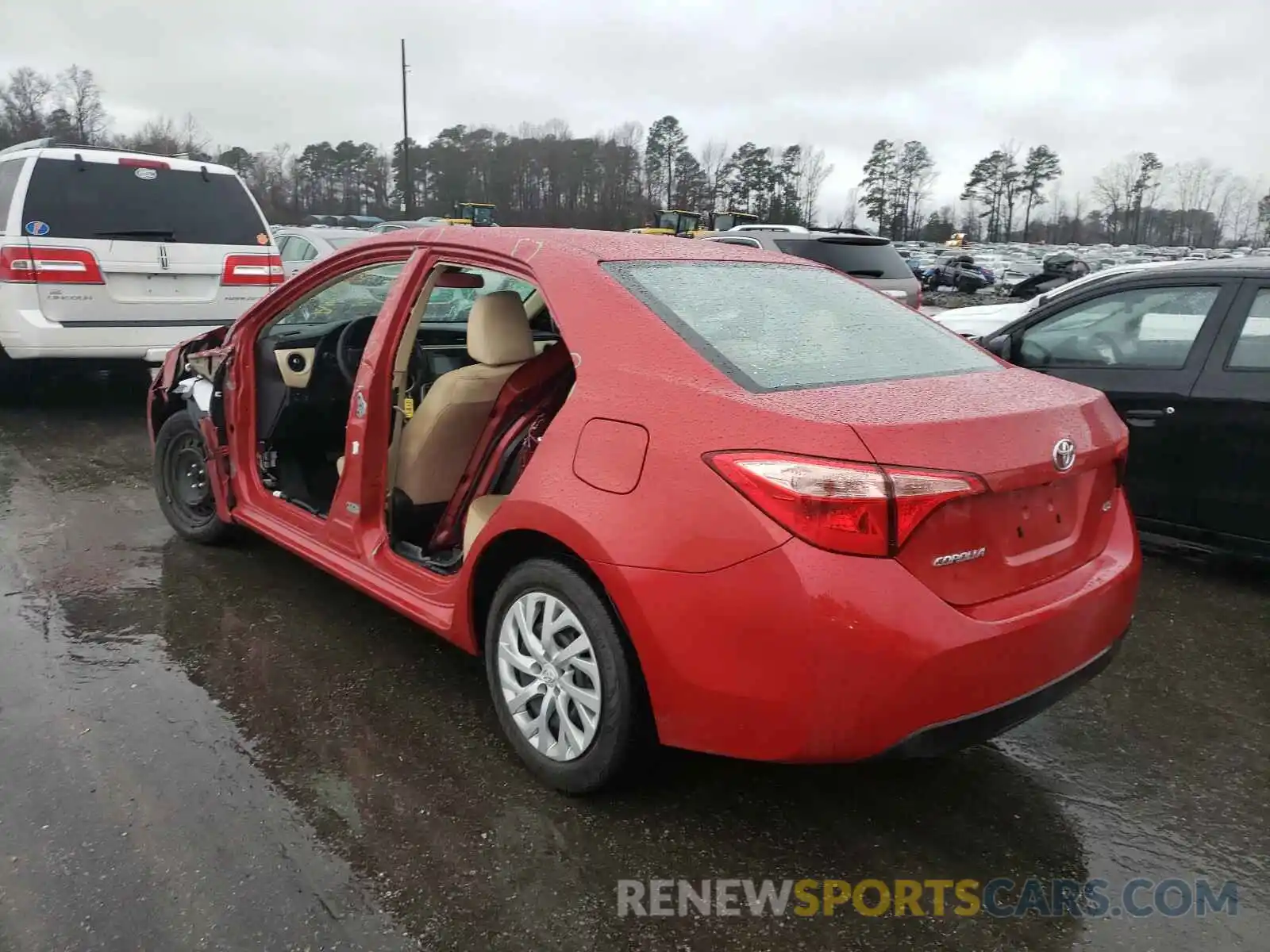 3 Photograph of a damaged car 5YFBURHE1KP897078 TOYOTA COROLLA 2019