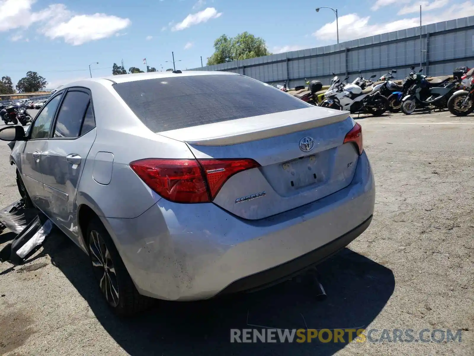 3 Photograph of a damaged car 5YFBURHE1KP897260 TOYOTA COROLLA 2019