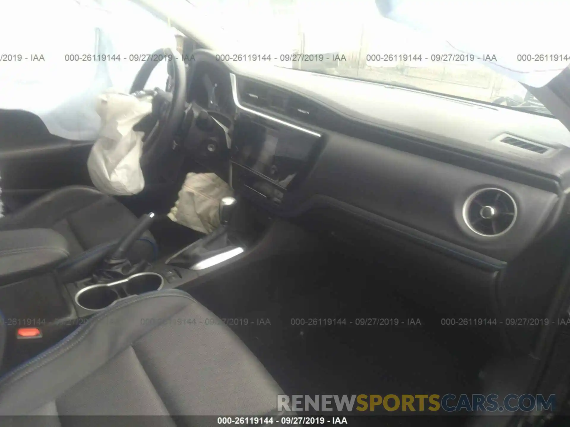 5 Photograph of a damaged car 5YFBURHE1KP897615 TOYOTA COROLLA 2019