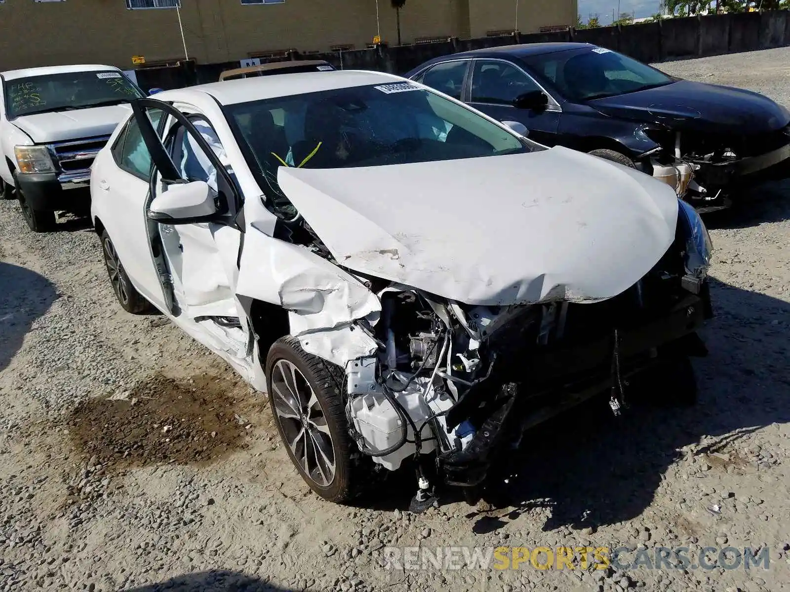 1 Photograph of a damaged car 5YFBURHE1KP898344 TOYOTA COROLLA 2019