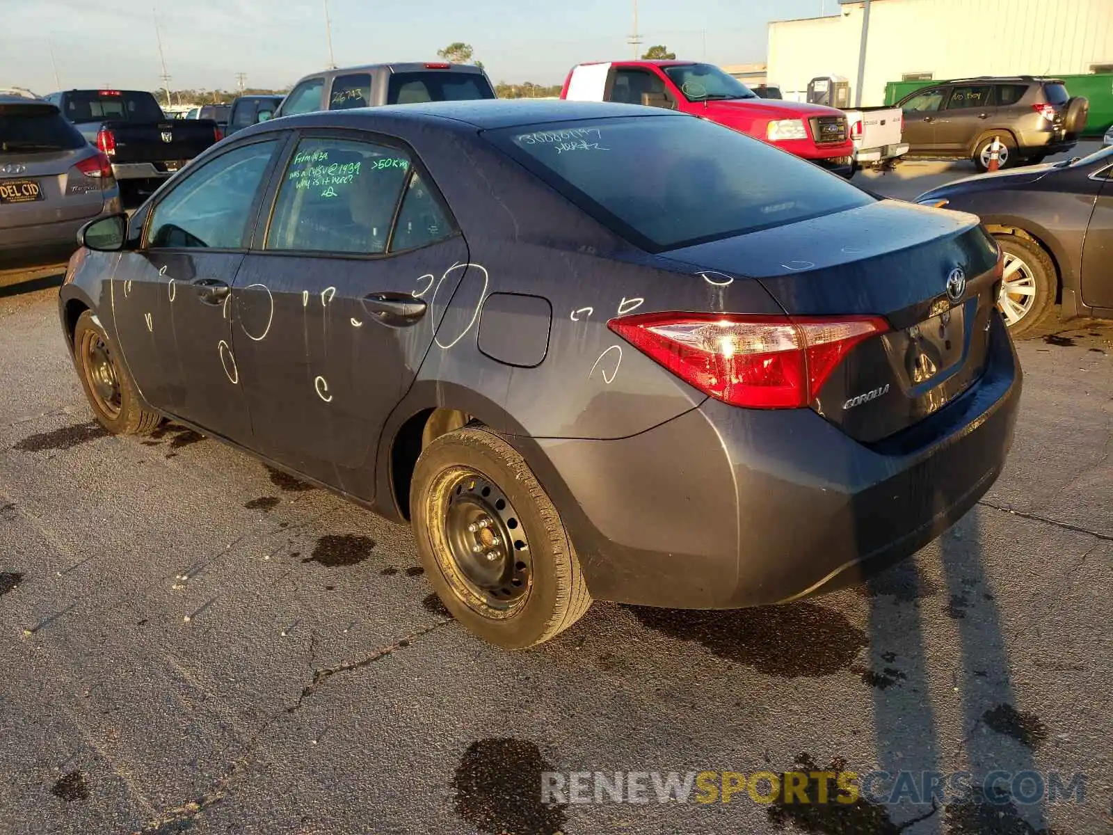 3 Photograph of a damaged car 5YFBURHE1KP898554 TOYOTA COROLLA 2019