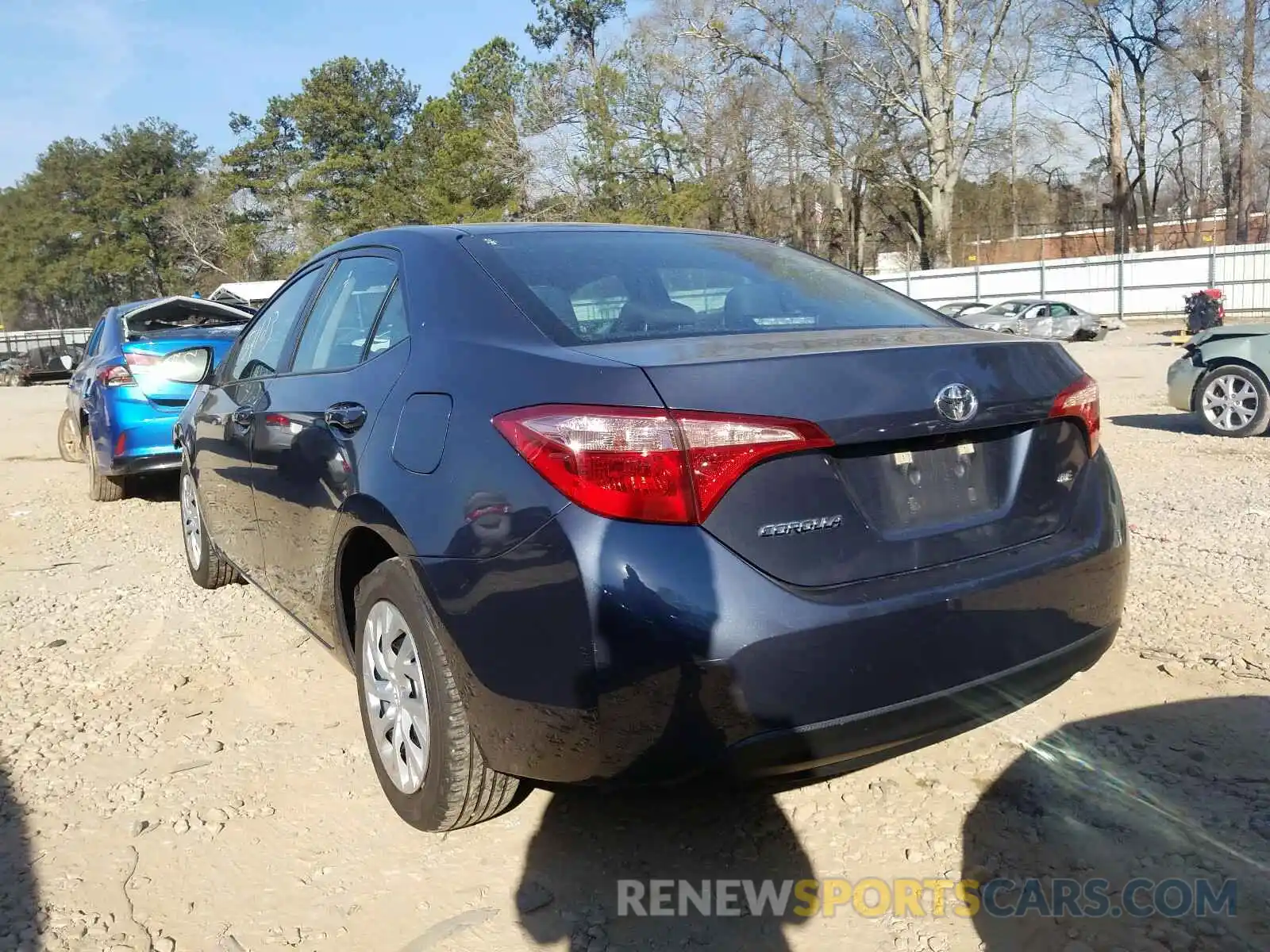 3 Photograph of a damaged car 5YFBURHE1KP899039 TOYOTA COROLLA 2019