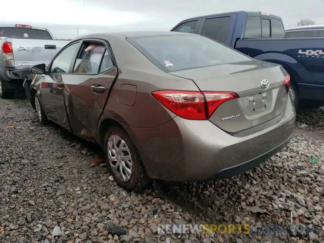 3 Photograph of a damaged car 5YFBURHE1KP899526 TOYOTA COROLLA 2019