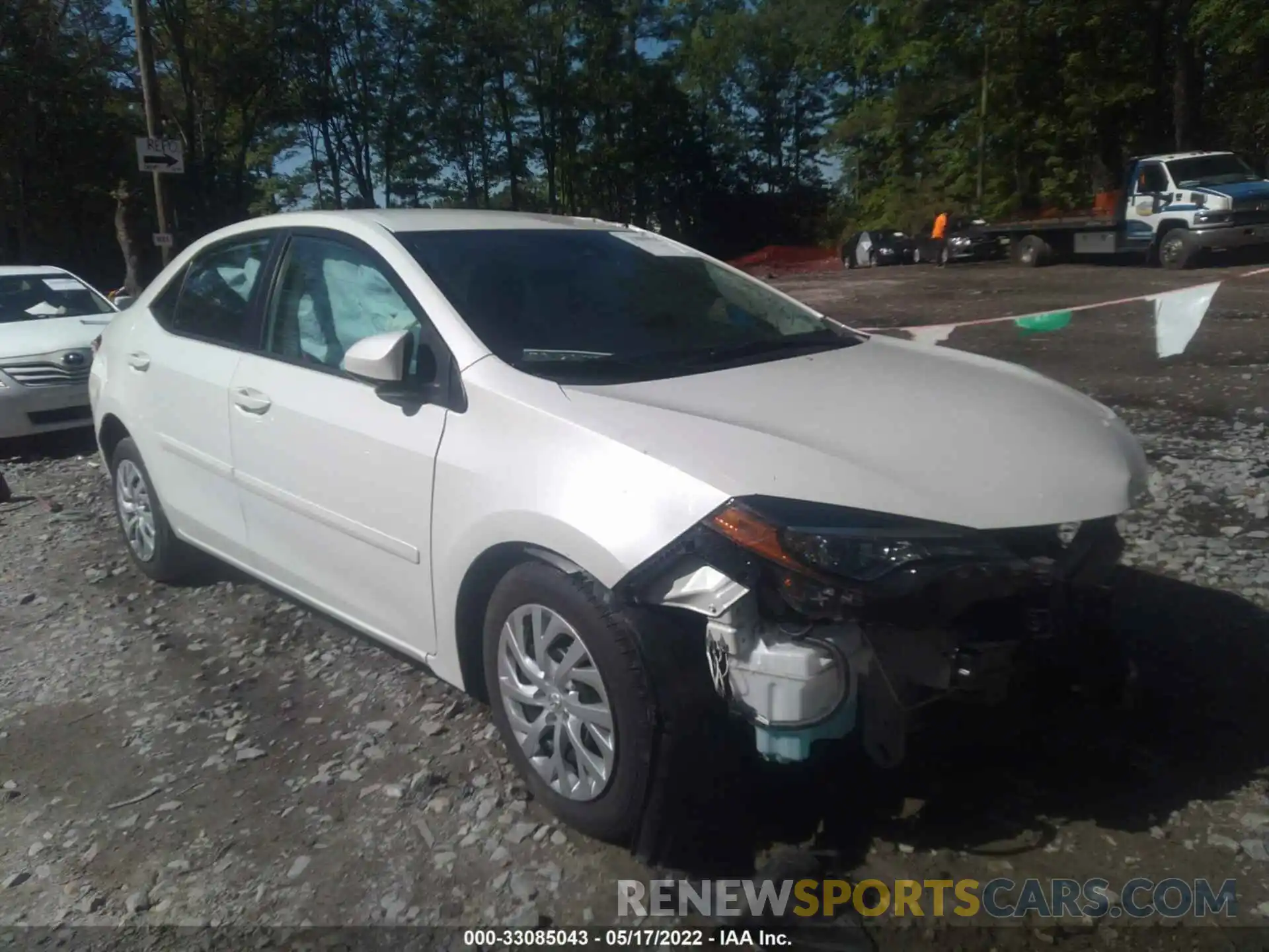 1 Photograph of a damaged car 5YFBURHE1KP899686 TOYOTA COROLLA 2019