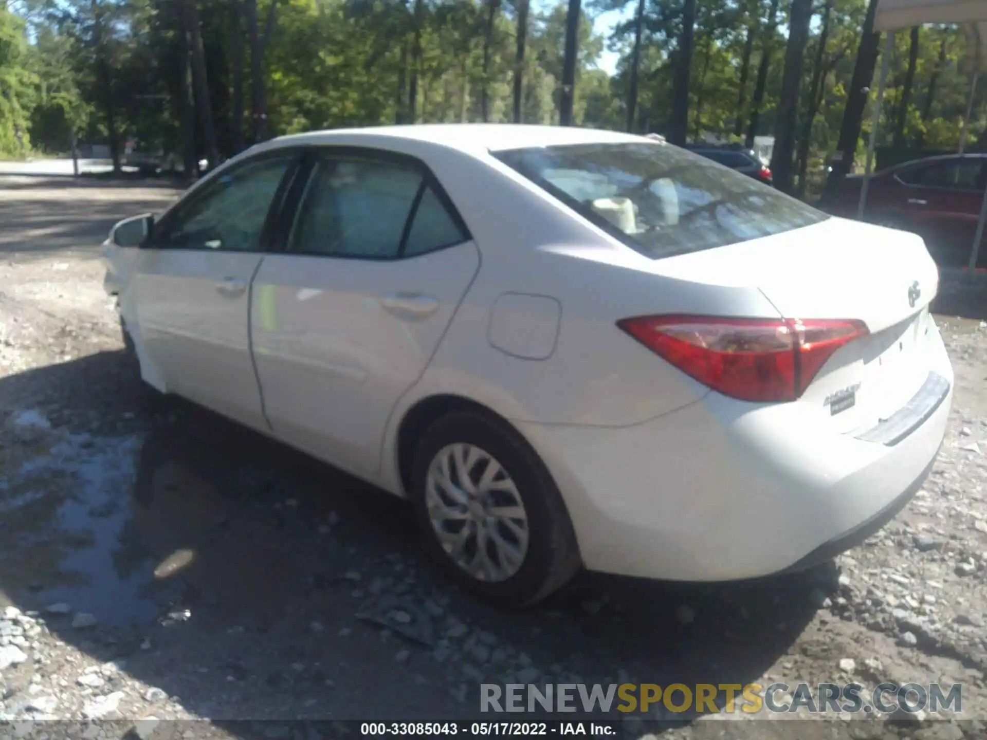 3 Photograph of a damaged car 5YFBURHE1KP899686 TOYOTA COROLLA 2019