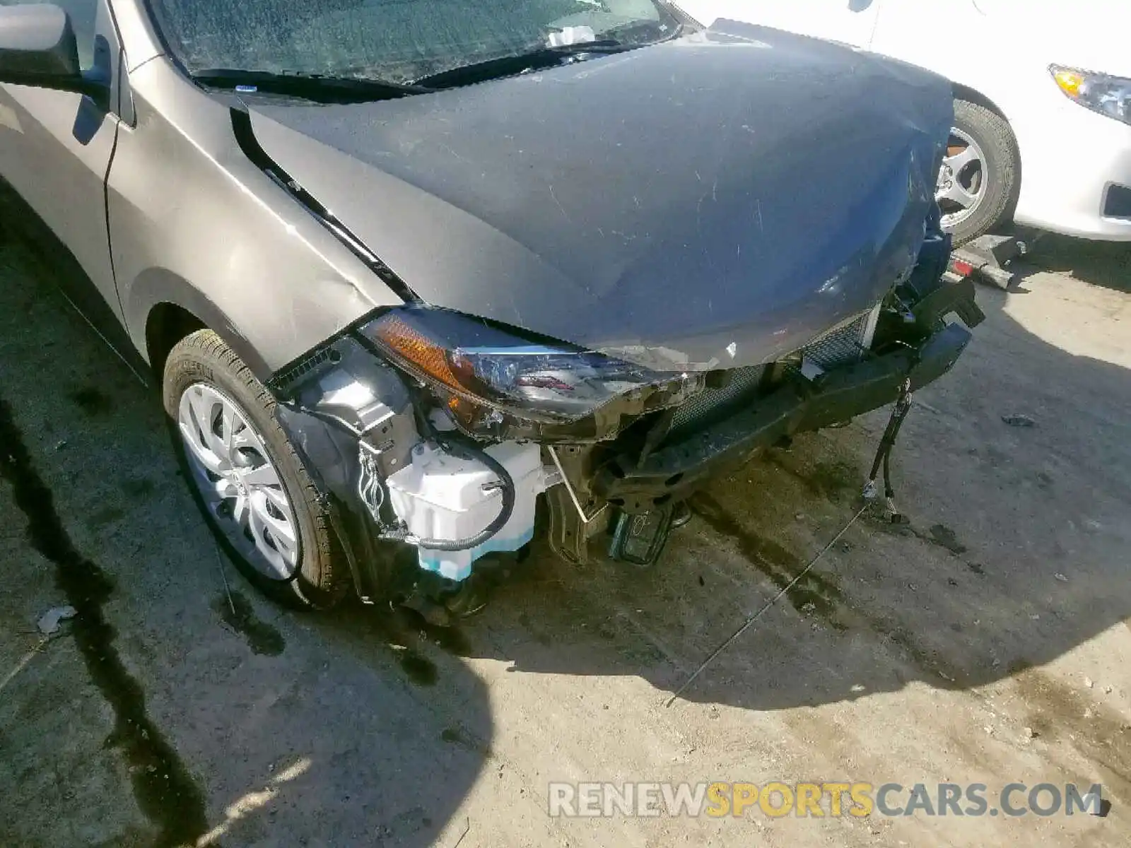 9 Photograph of a damaged car 5YFBURHE1KP899851 TOYOTA COROLLA 2019