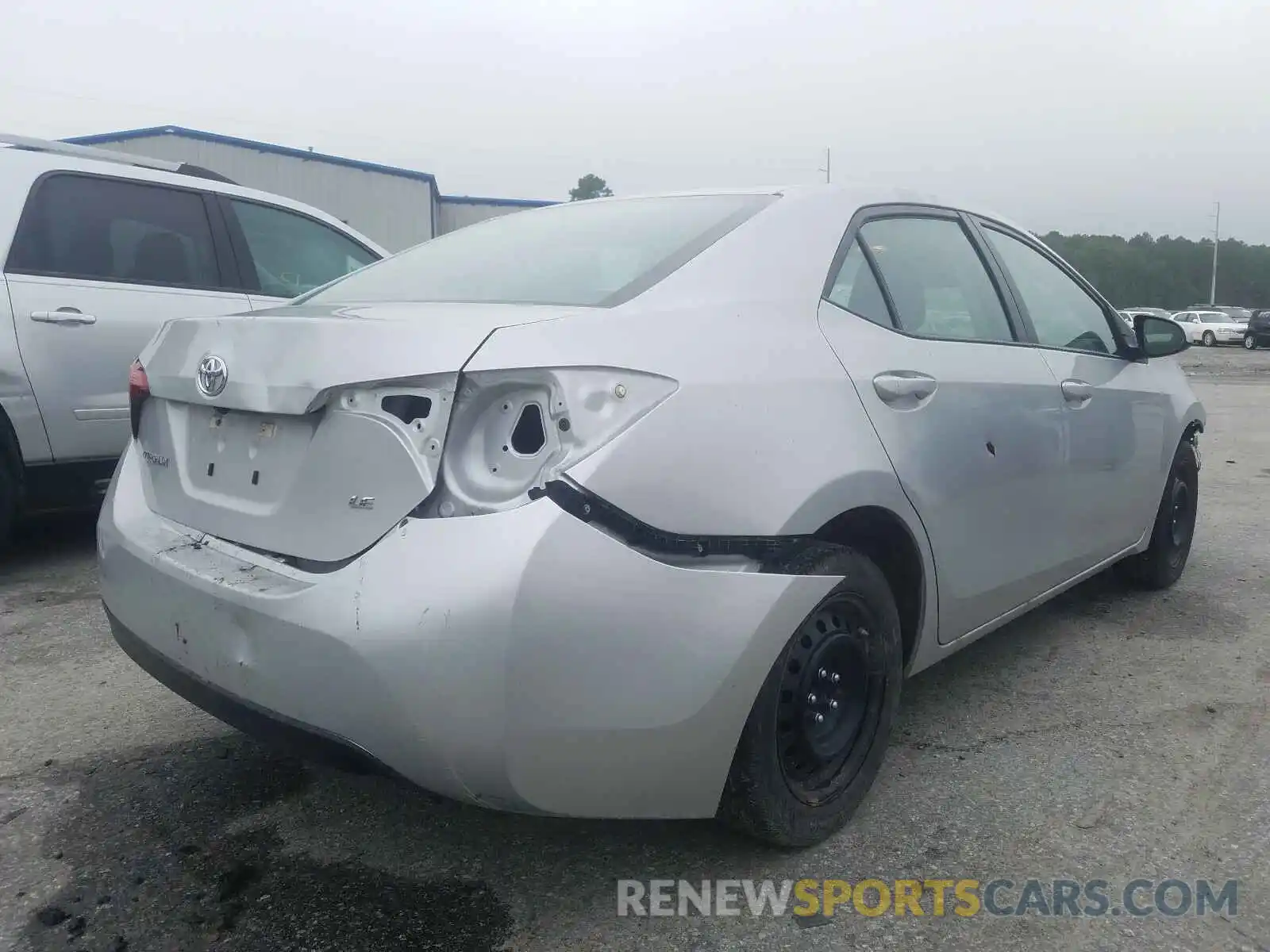 4 Photograph of a damaged car 5YFBURHE1KP900271 TOYOTA COROLLA 2019