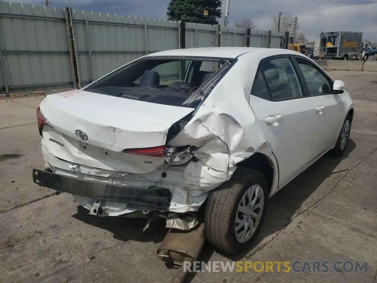 4 Photograph of a damaged car 5YFBURHE1KP900366 TOYOTA COROLLA 2019