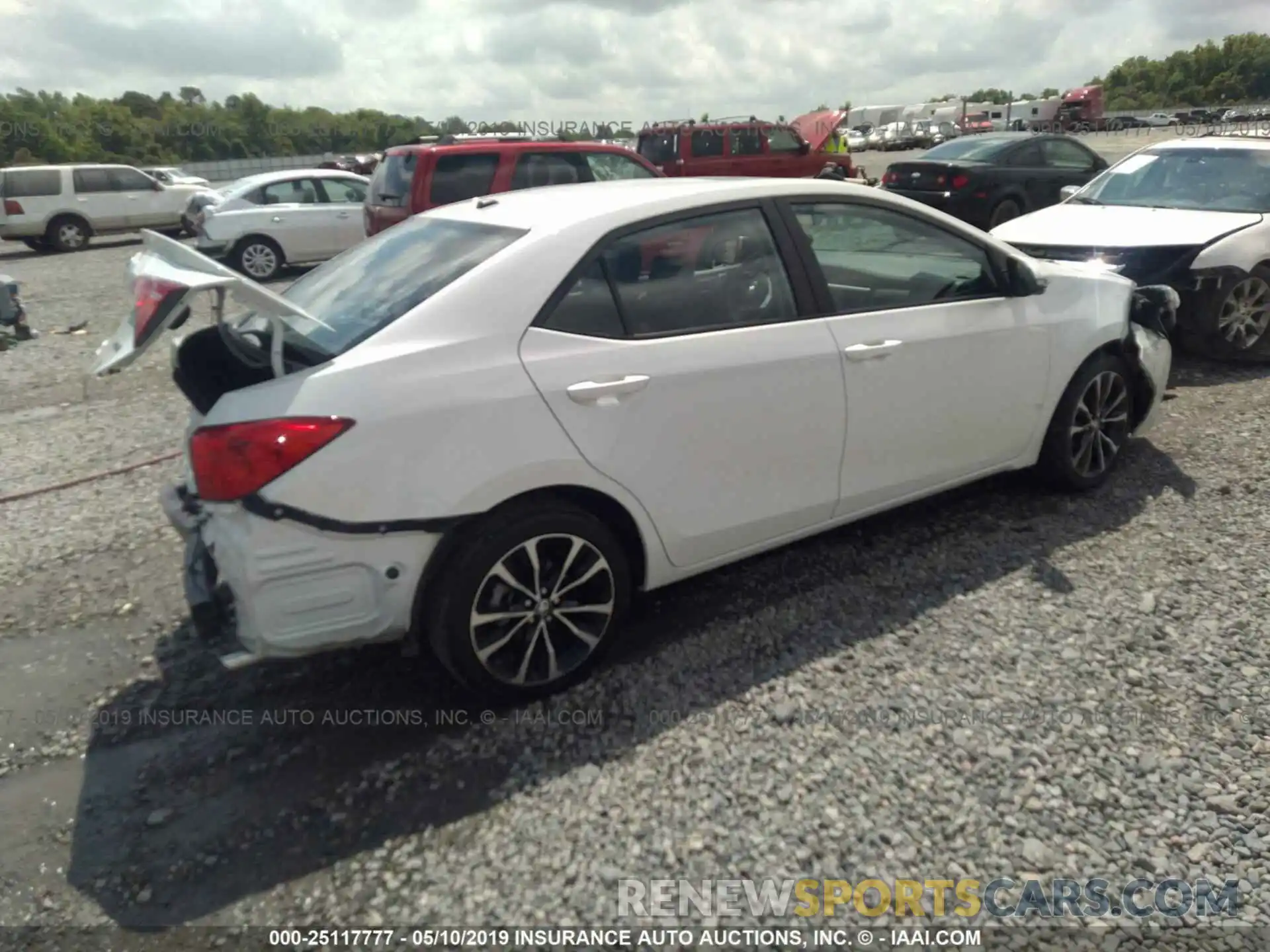 4 Photograph of a damaged car 5YFBURHE1KP900609 TOYOTA COROLLA 2019