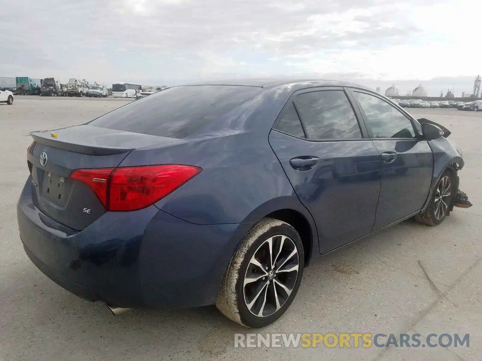 4 Photograph of a damaged car 5YFBURHE1KP900884 TOYOTA COROLLA 2019