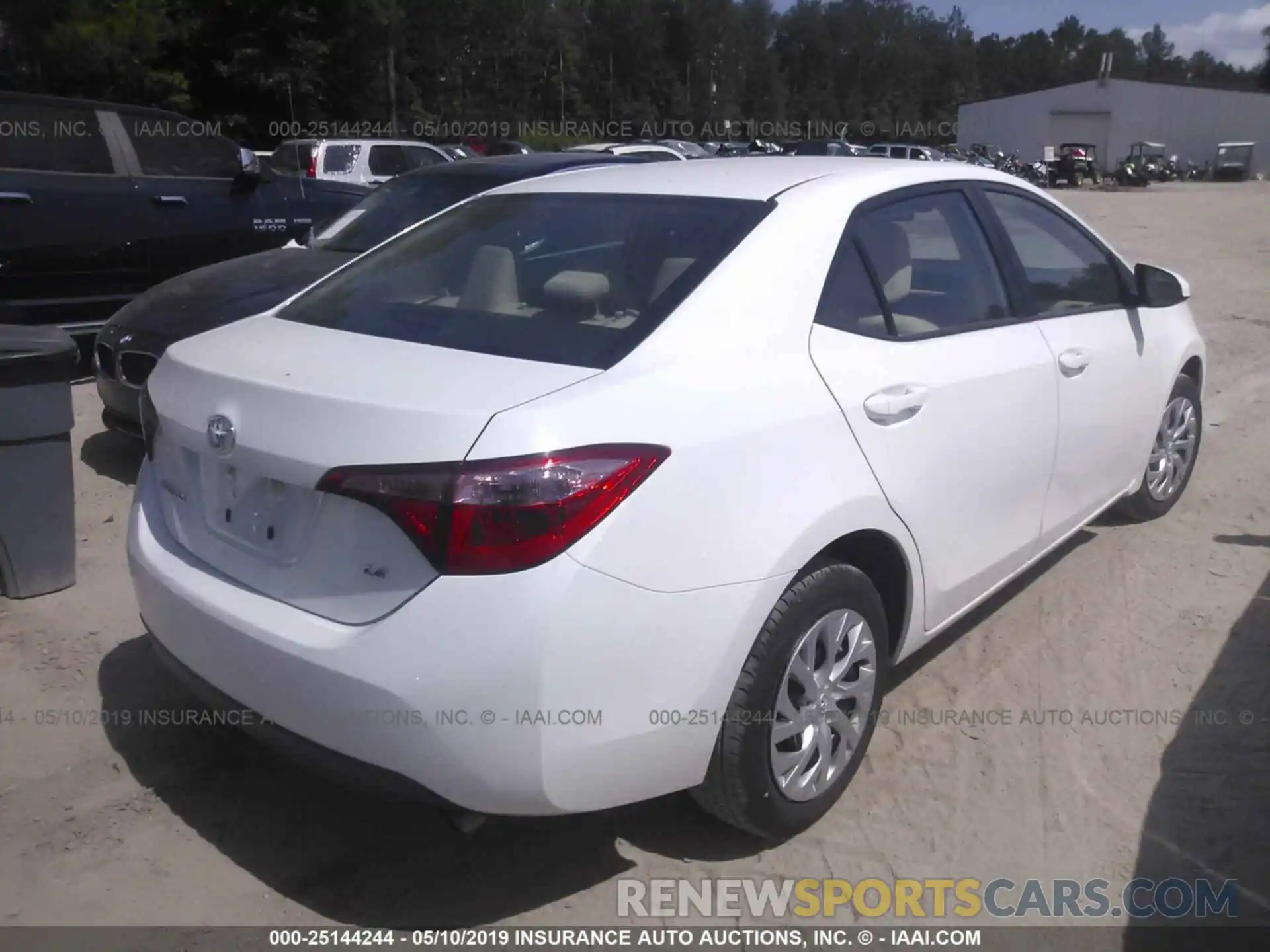 4 Photograph of a damaged car 5YFBURHE1KP901386 TOYOTA COROLLA 2019