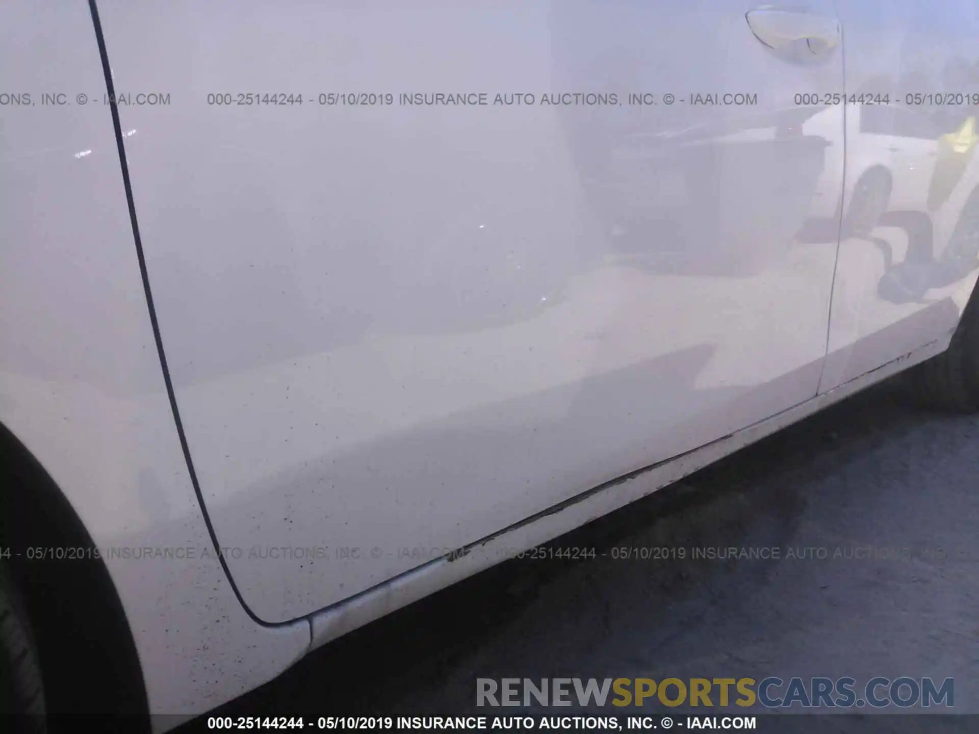 6 Photograph of a damaged car 5YFBURHE1KP901386 TOYOTA COROLLA 2019