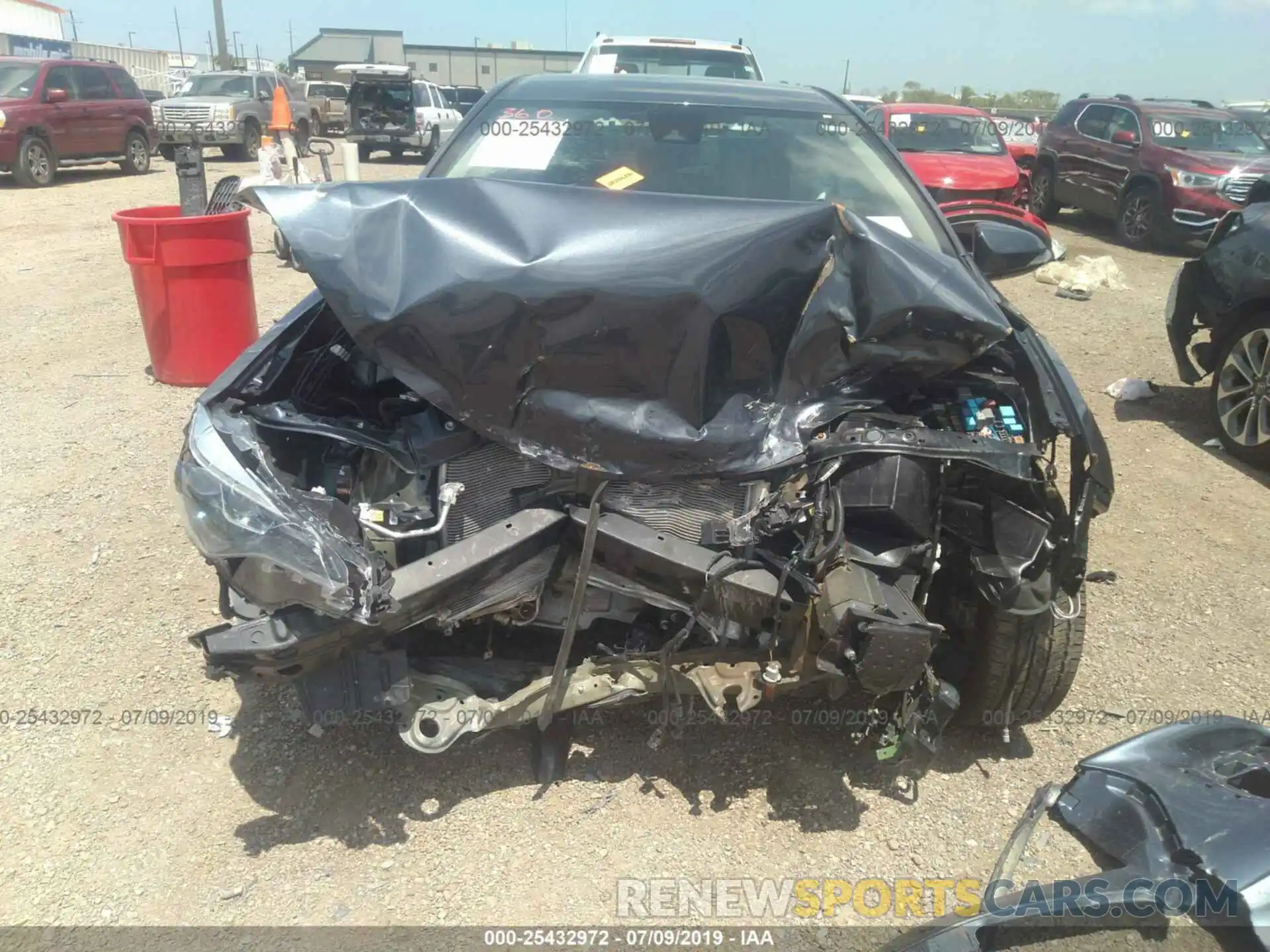 6 Photograph of a damaged car 5YFBURHE1KP901727 TOYOTA COROLLA 2019