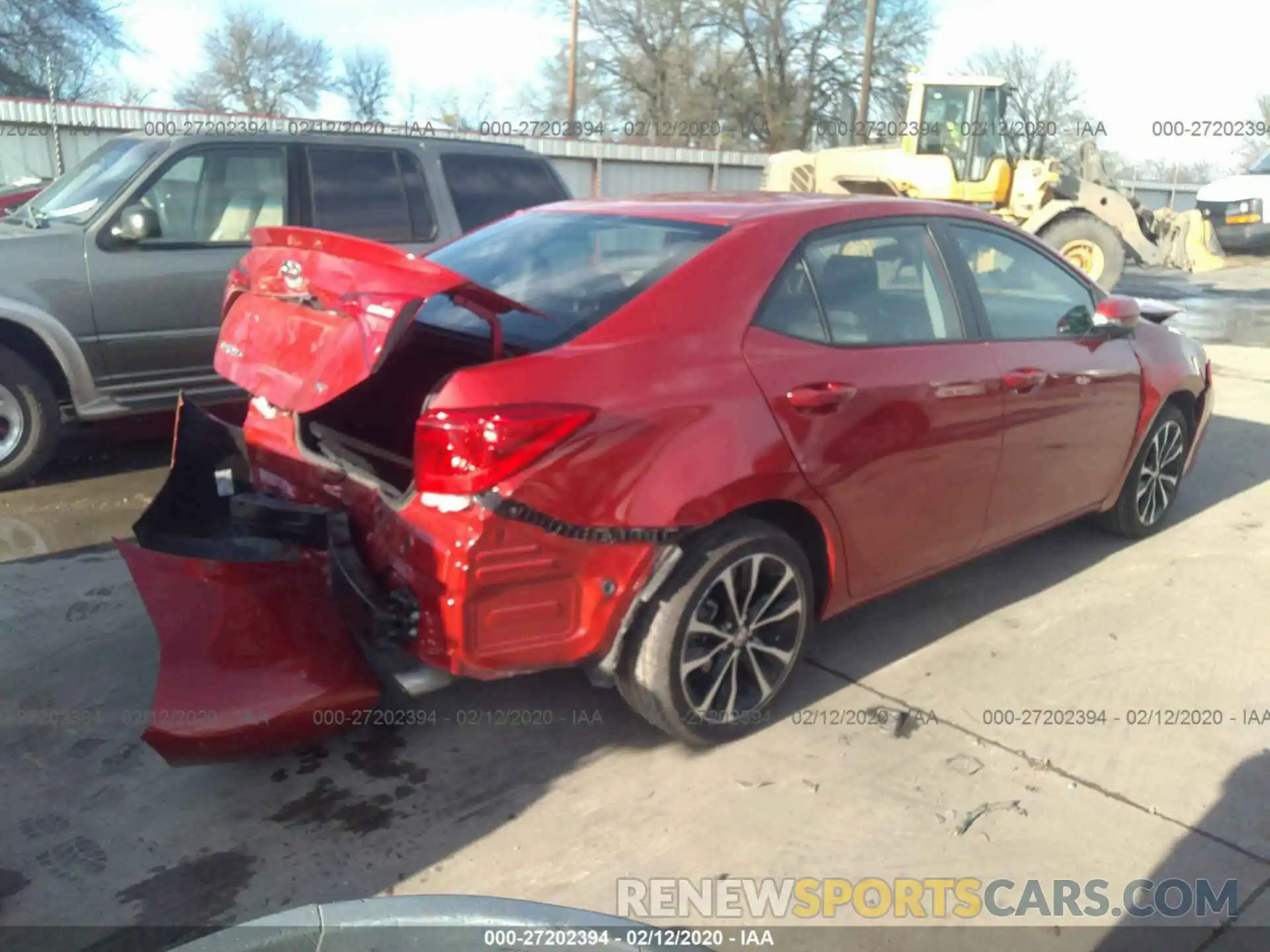 4 Photograph of a damaged car 5YFBURHE1KP901999 TOYOTA COROLLA 2019