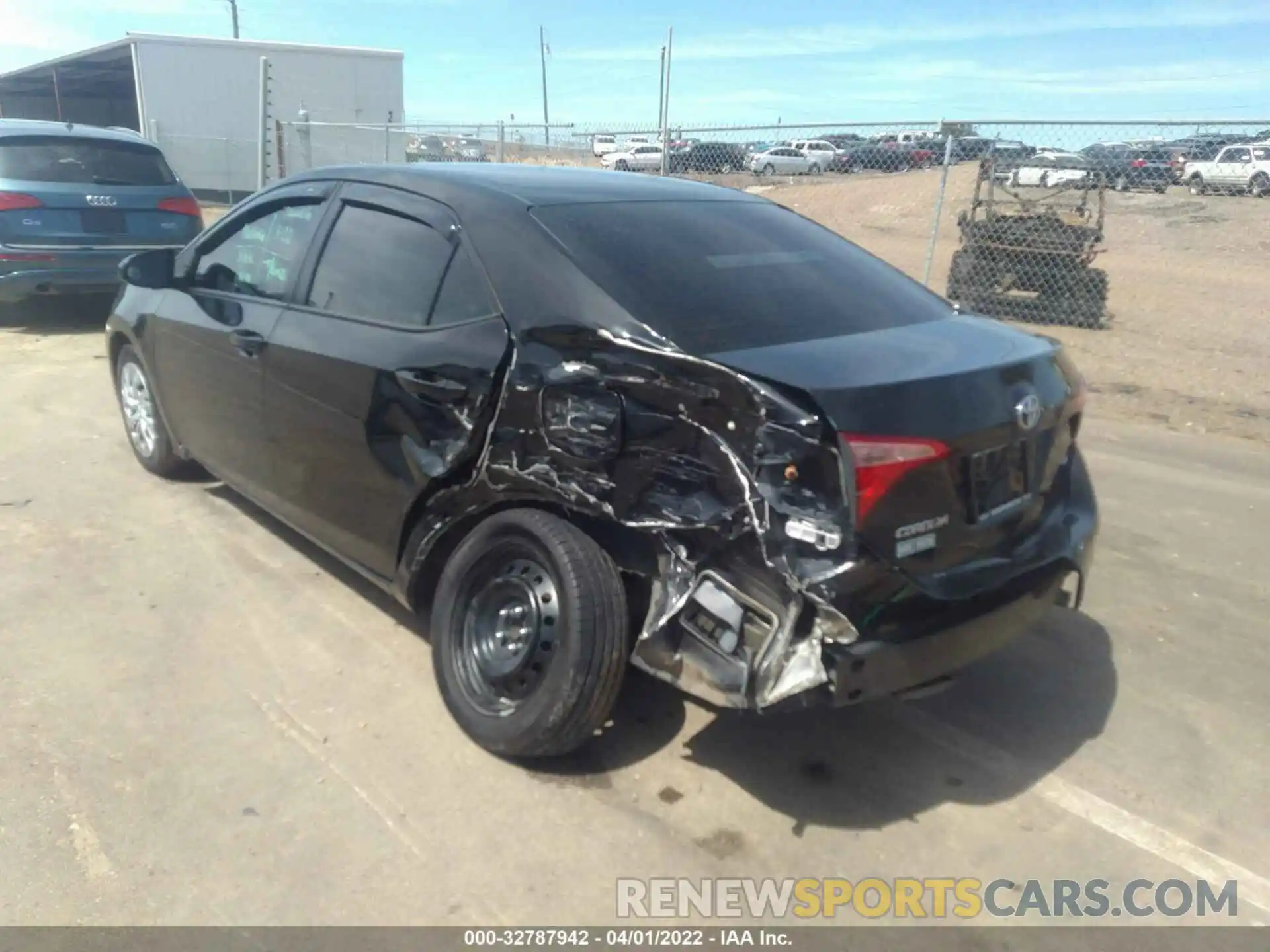 3 Photograph of a damaged car 5YFBURHE1KP902019 TOYOTA COROLLA 2019