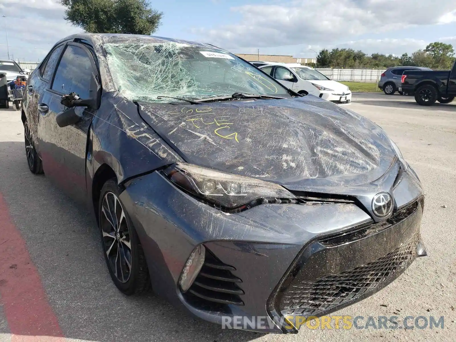 1 Photograph of a damaged car 5YFBURHE1KP902151 TOYOTA COROLLA 2019