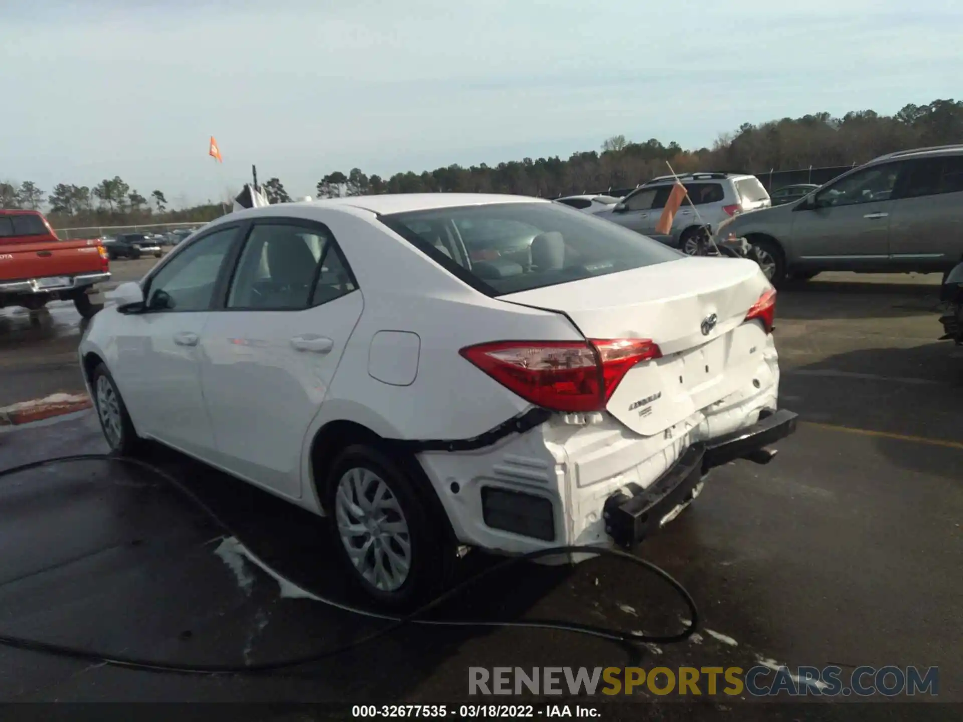 6 Photograph of a damaged car 5YFBURHE1KP902828 TOYOTA COROLLA 2019