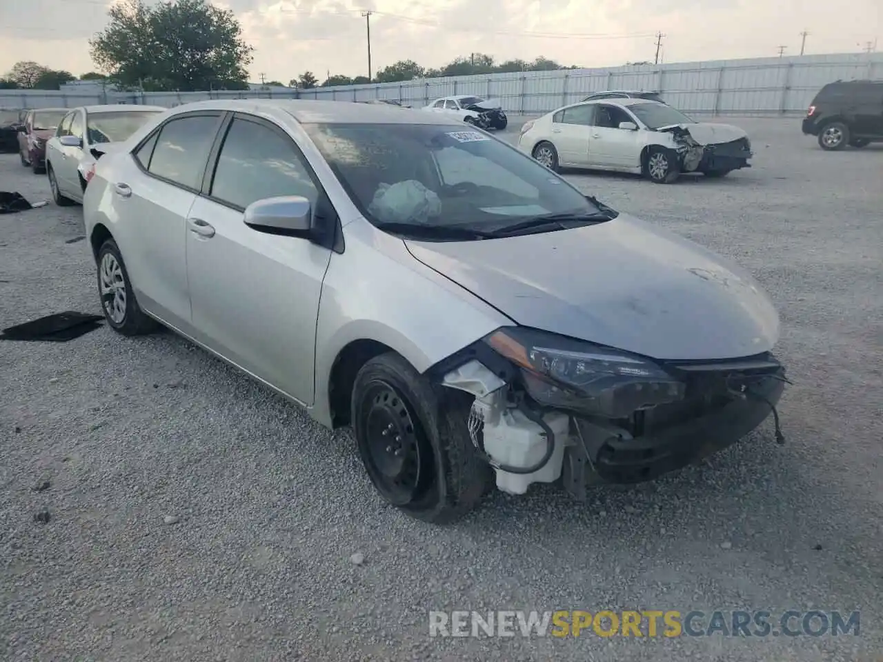 1 Photograph of a damaged car 5YFBURHE1KP902893 TOYOTA COROLLA 2019