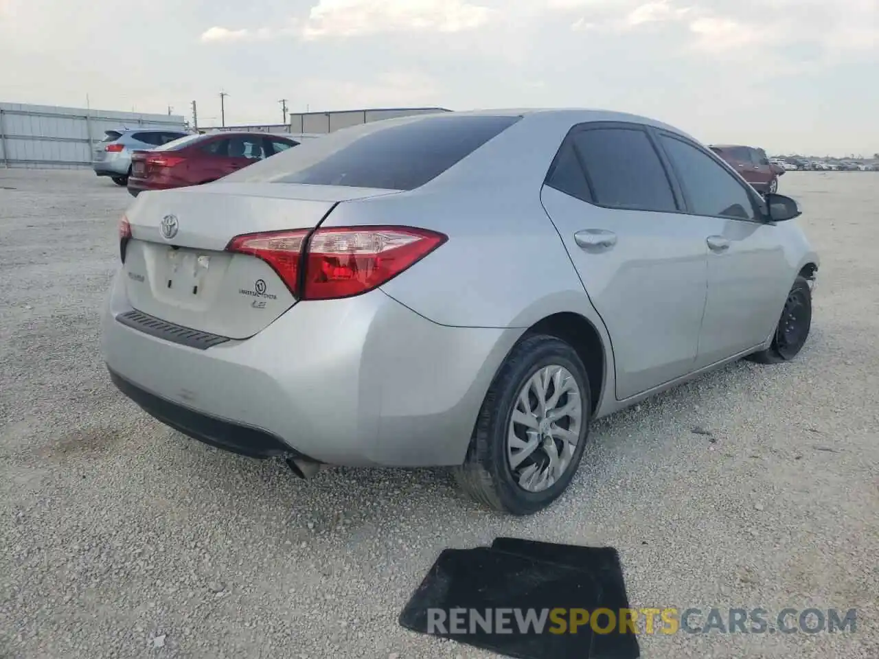 4 Photograph of a damaged car 5YFBURHE1KP902893 TOYOTA COROLLA 2019