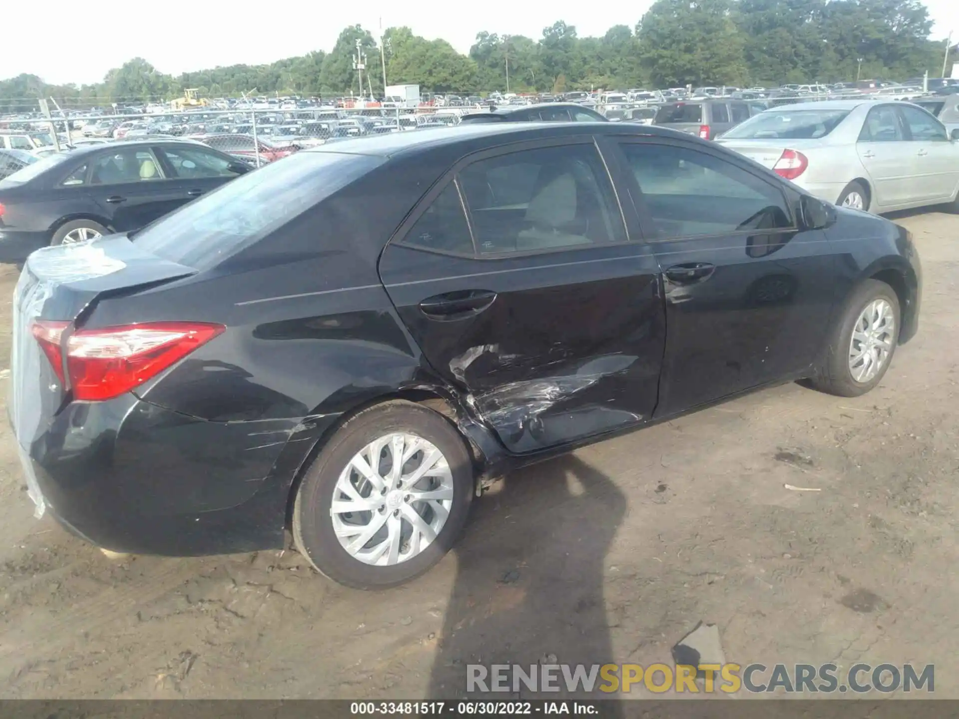 4 Photograph of a damaged car 5YFBURHE1KP903378 TOYOTA COROLLA 2019