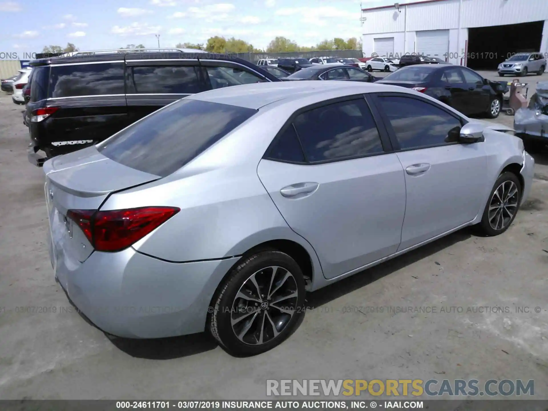 4 Photograph of a damaged car 5YFBURHE1KP903722 TOYOTA COROLLA 2019