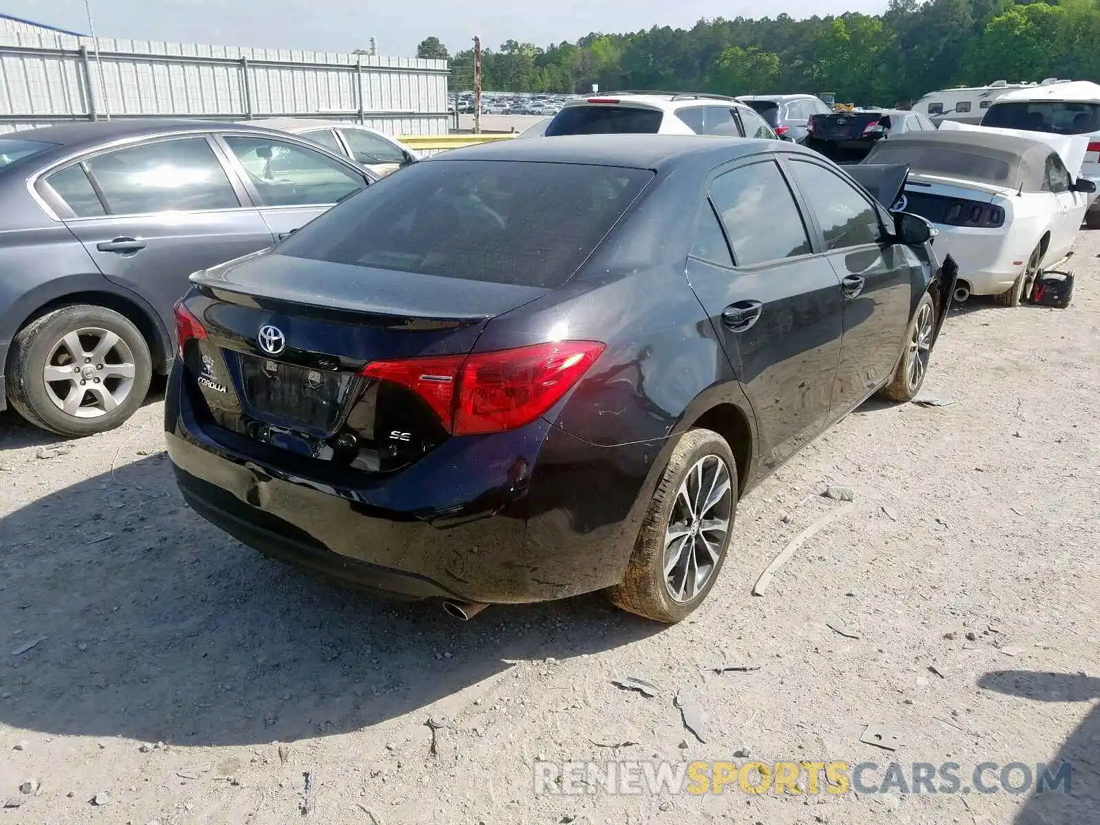 4 Photograph of a damaged car 5YFBURHE1KP903980 TOYOTA COROLLA 2019