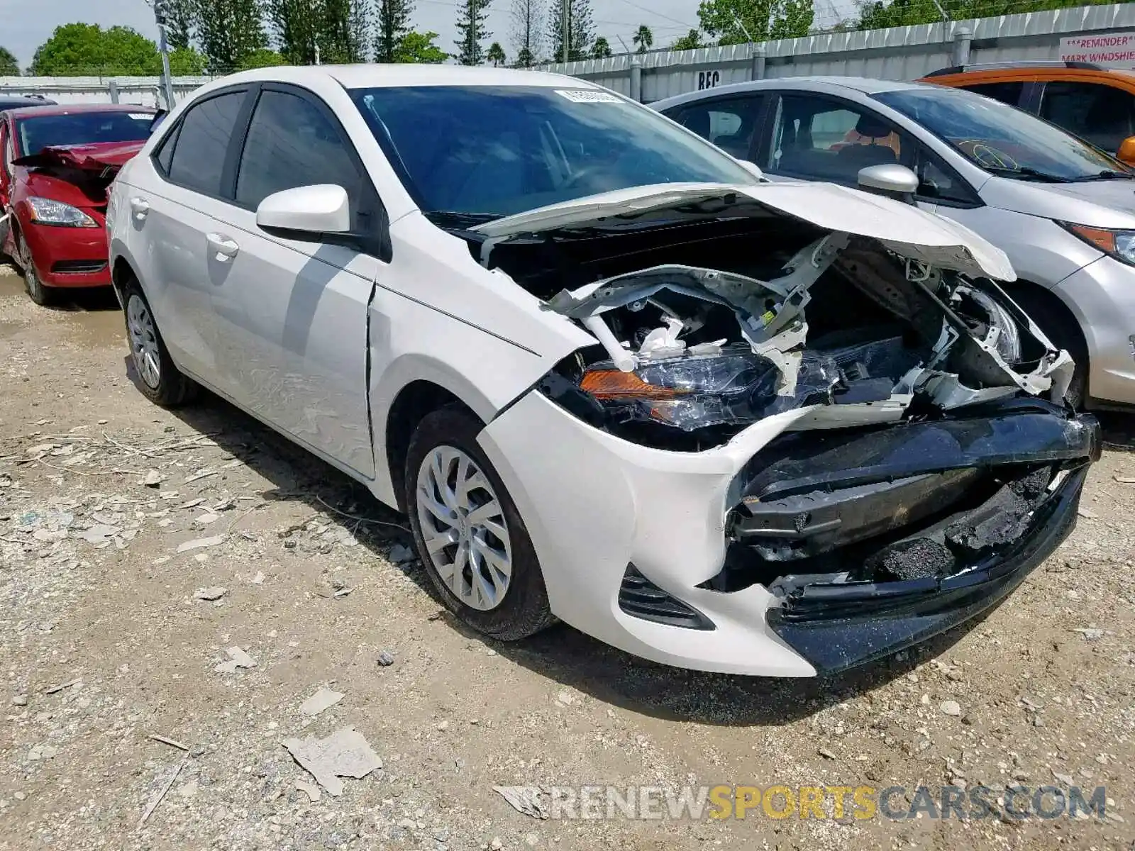 1 Photograph of a damaged car 5YFBURHE1KP904398 TOYOTA COROLLA 2019