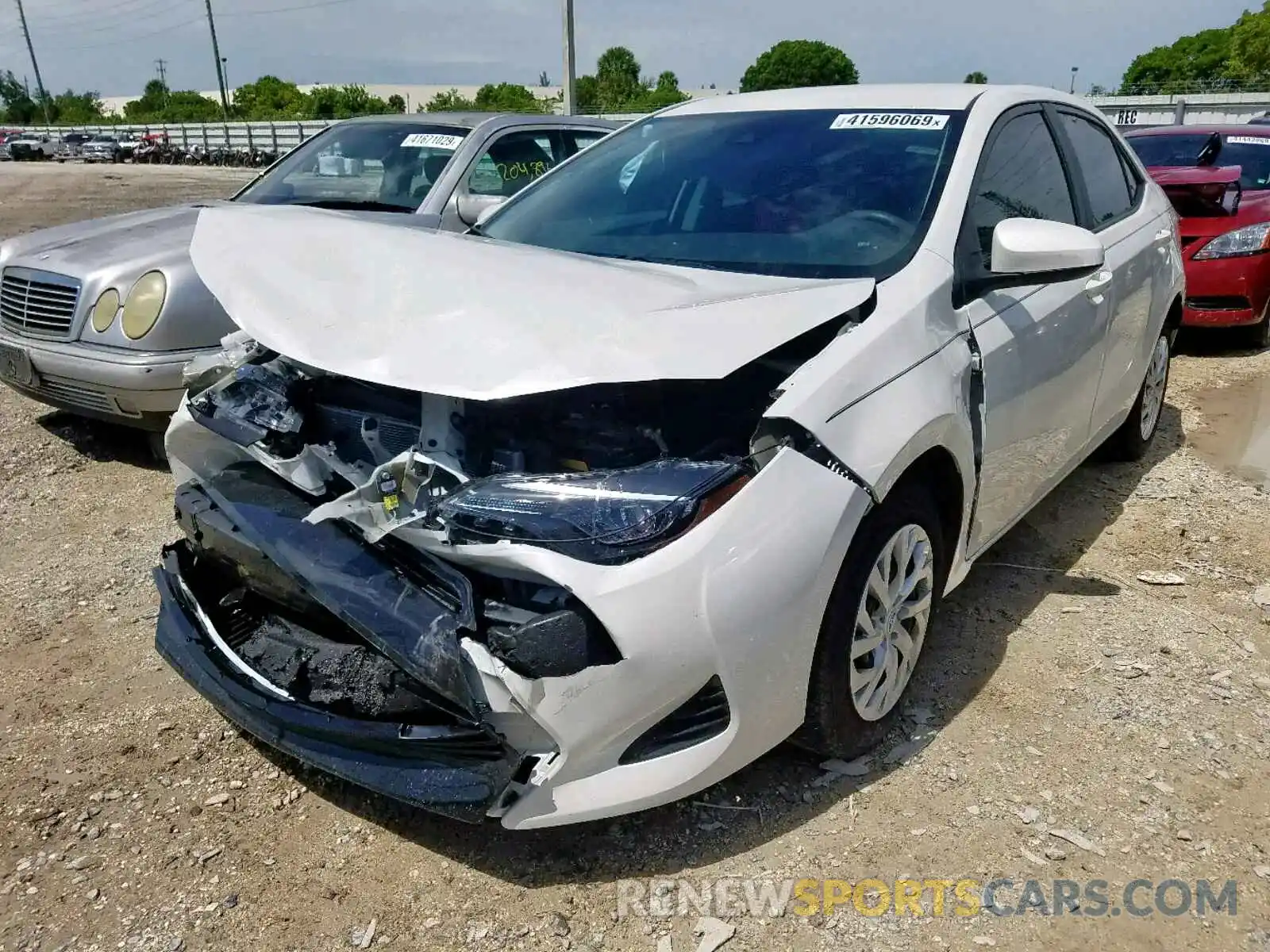 2 Photograph of a damaged car 5YFBURHE1KP904398 TOYOTA COROLLA 2019