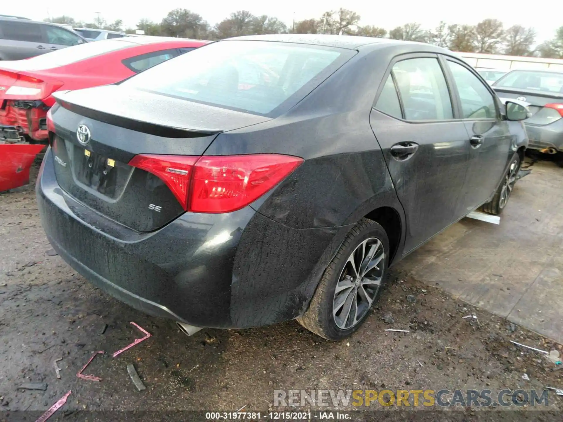 4 Photograph of a damaged car 5YFBURHE1KP904448 TOYOTA COROLLA 2019