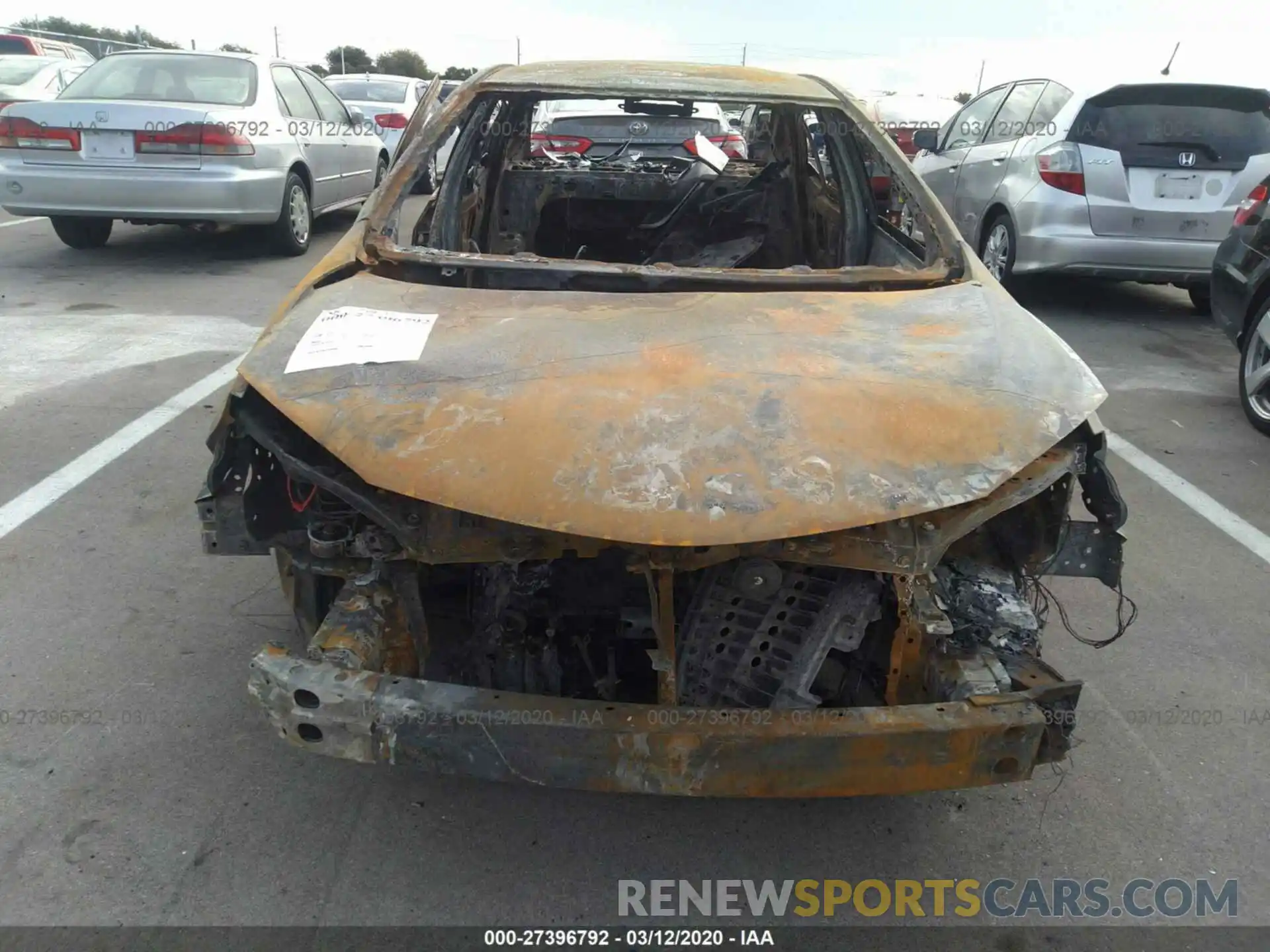 6 Photograph of a damaged car 5YFBURHE1KP904451 TOYOTA COROLLA 2019
