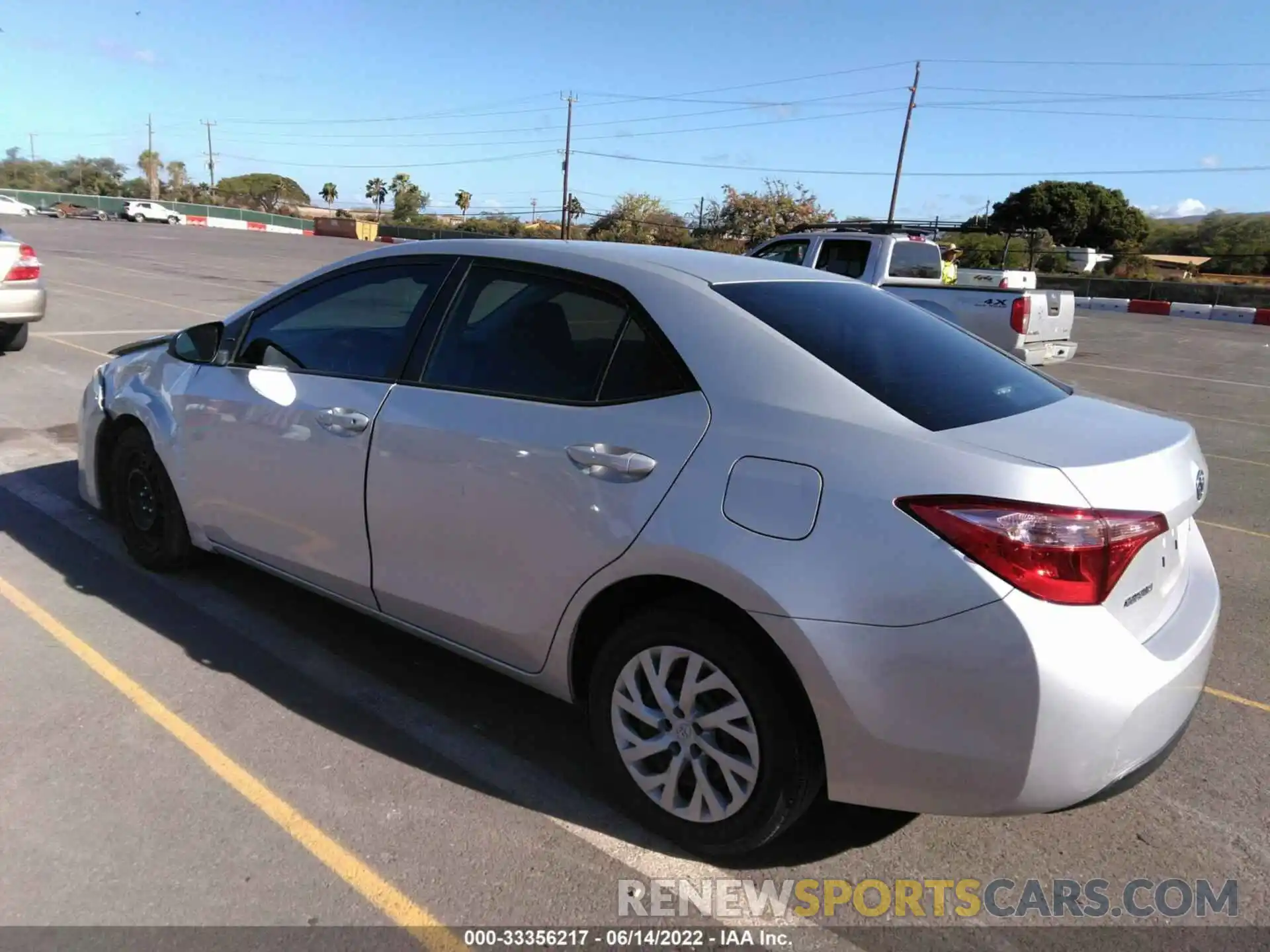 3 Photograph of a damaged car 5YFBURHE1KP905292 TOYOTA COROLLA 2019