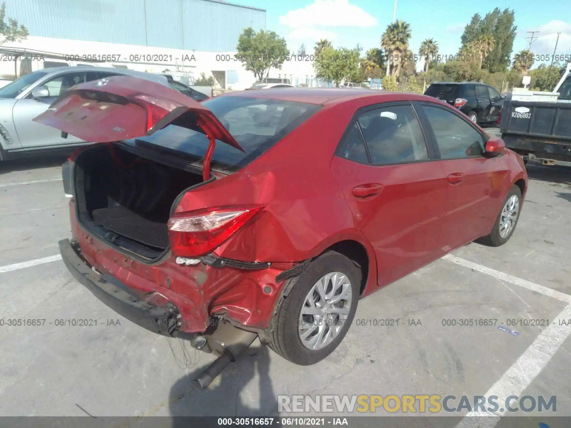 4 Photograph of a damaged car 5YFBURHE1KP906412 TOYOTA COROLLA 2019