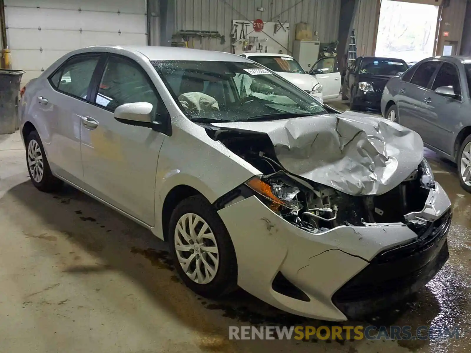 1 Photograph of a damaged car 5YFBURHE1KP906555 TOYOTA COROLLA 2019