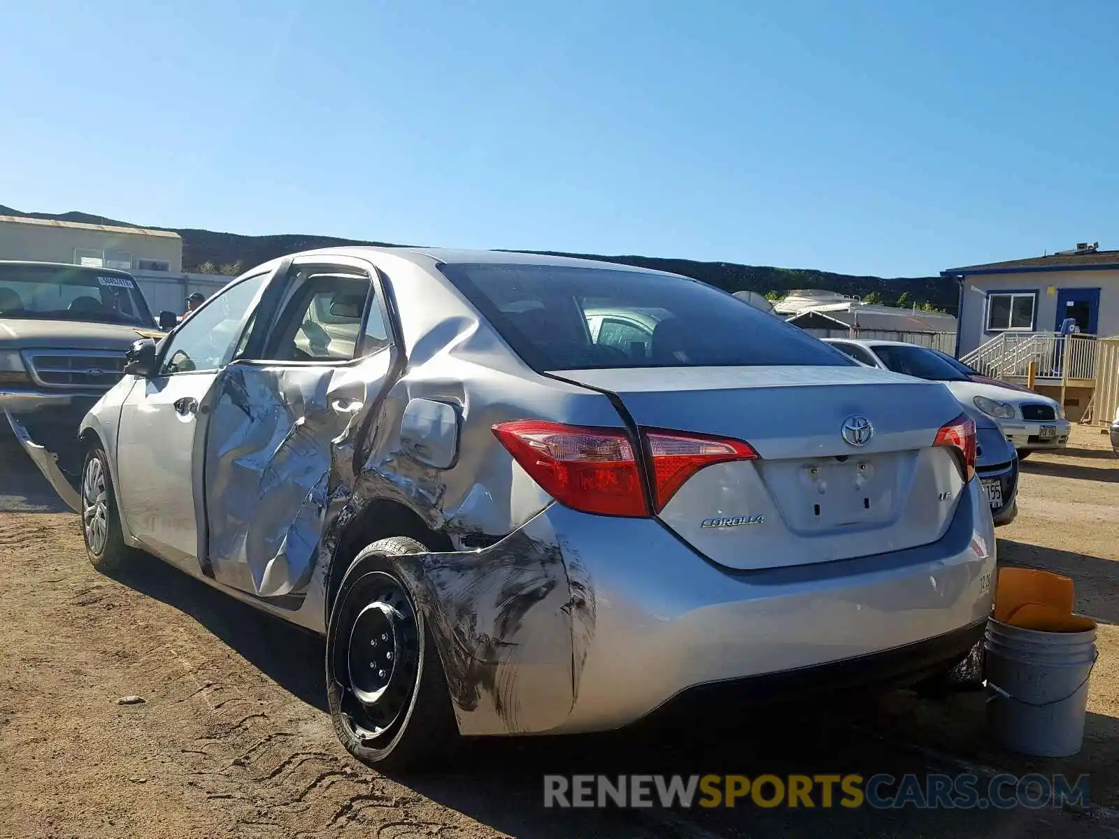 3 Photograph of a damaged car 5YFBURHE1KP907253 TOYOTA COROLLA 2019