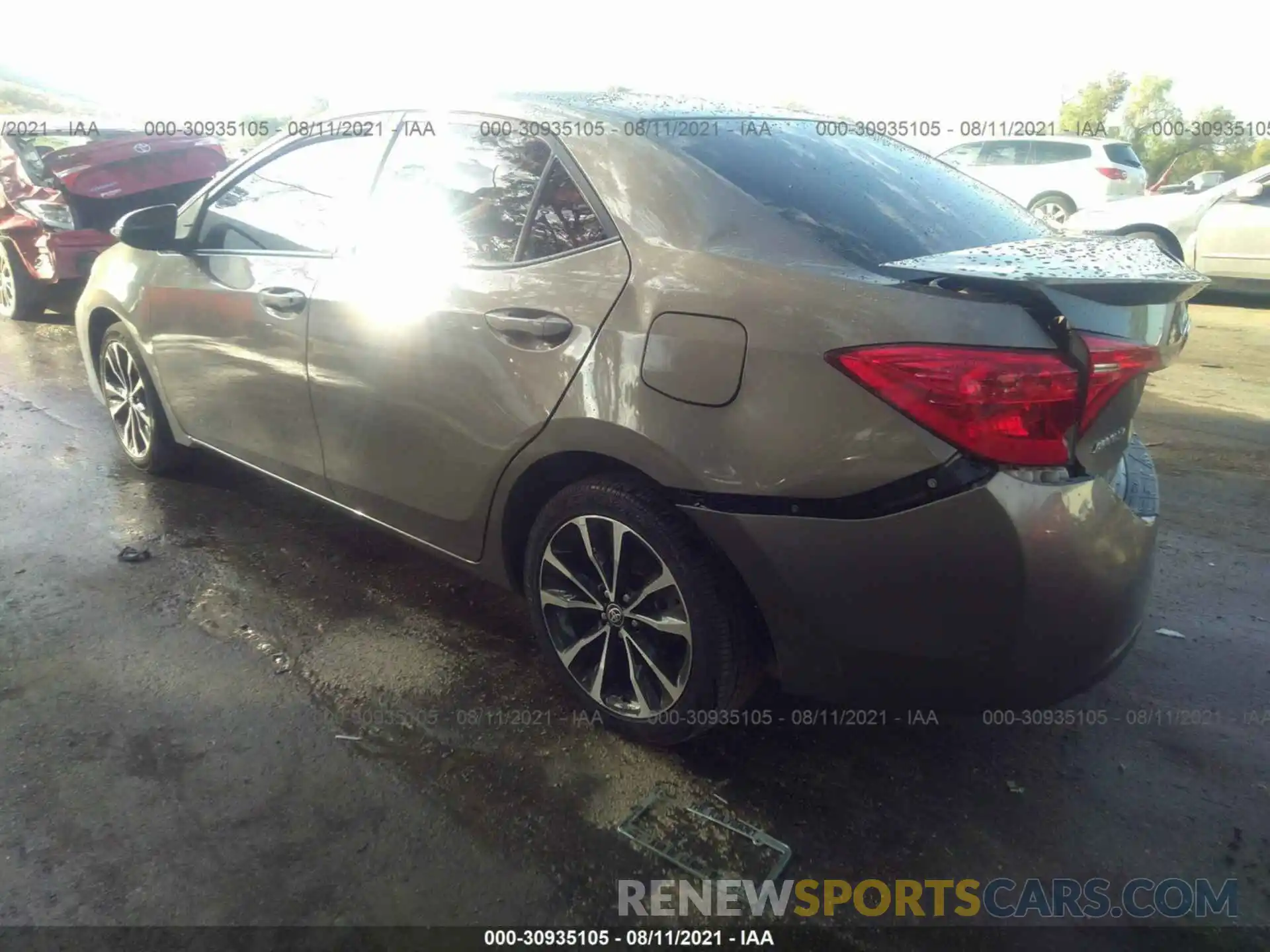 3 Photograph of a damaged car 5YFBURHE1KP909293 TOYOTA COROLLA 2019