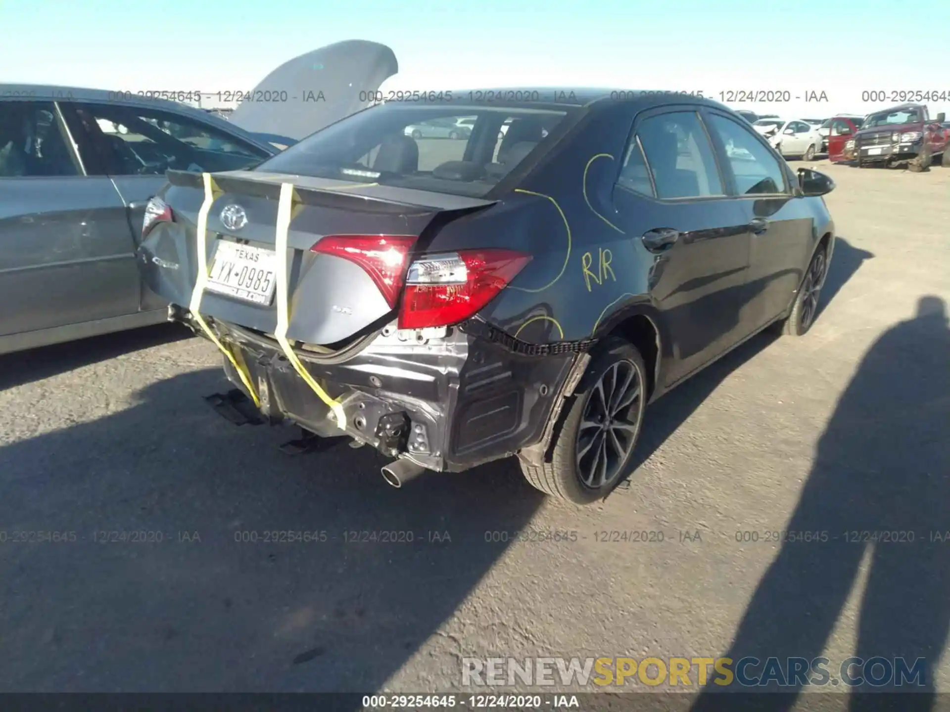 4 Photograph of a damaged car 5YFBURHE1KP910038 TOYOTA COROLLA 2019