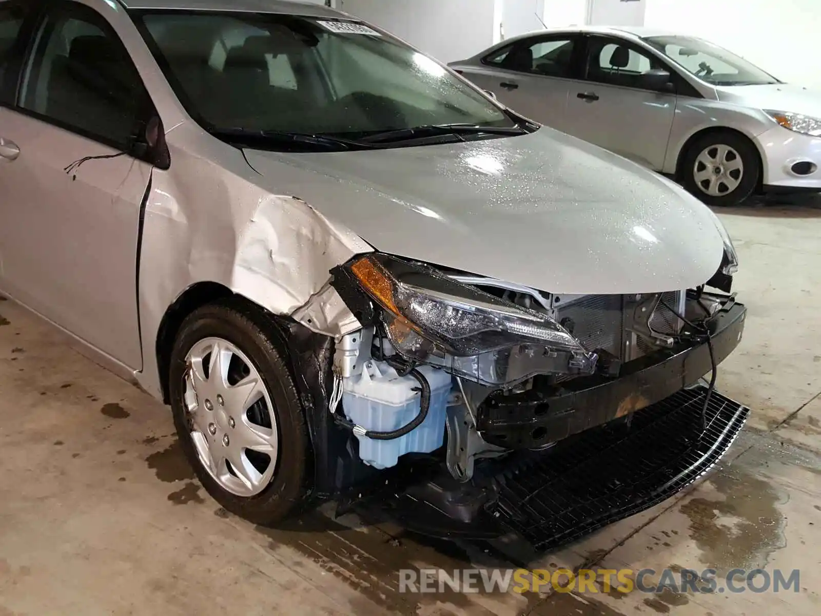 9 Photograph of a damaged car 5YFBURHE1KP910458 TOYOTA COROLLA 2019