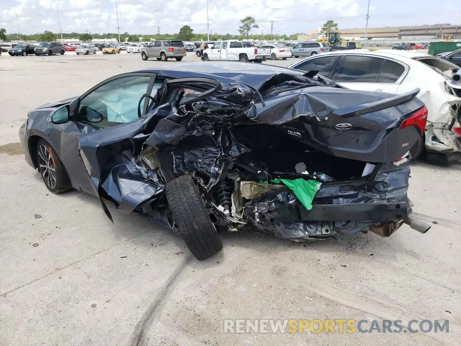 3 Photograph of a damaged car 5YFBURHE1KP910945 TOYOTA COROLLA 2019