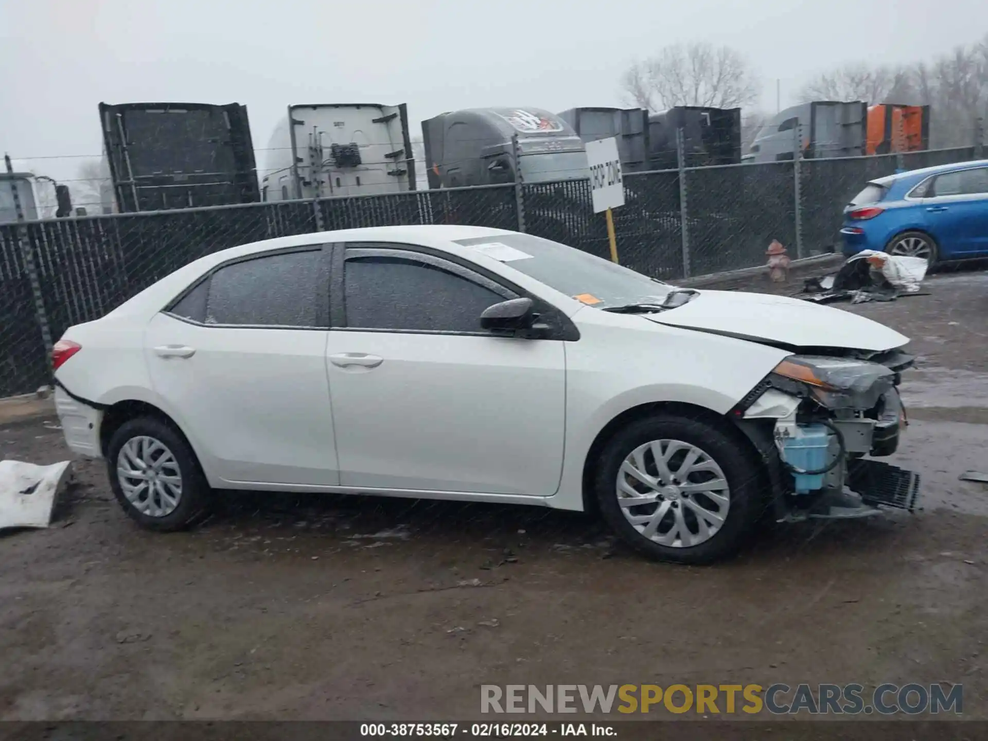 14 Photograph of a damaged car 5YFBURHE1KP911237 TOYOTA COROLLA 2019