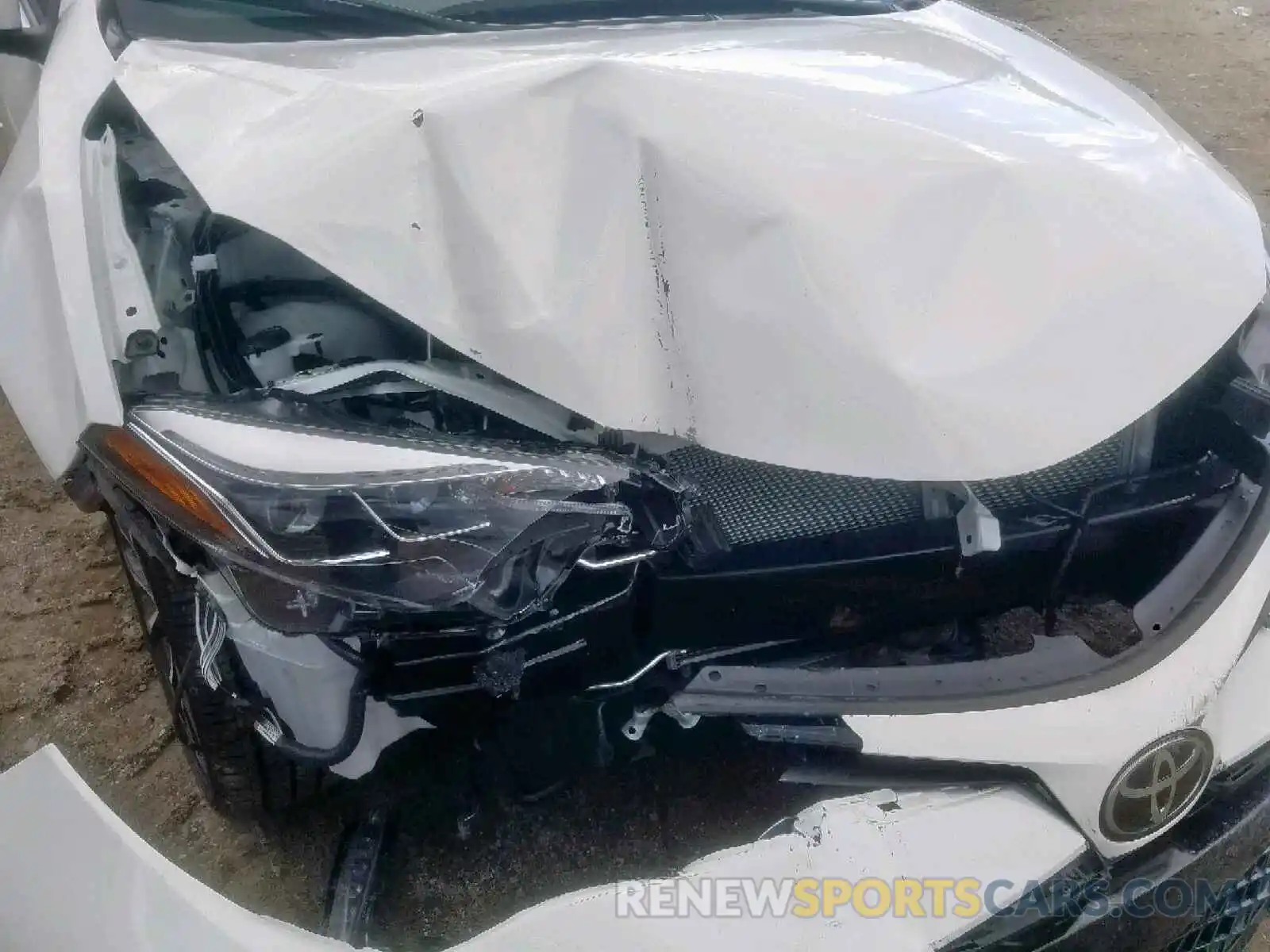 9 Фотография поврежденного автомобиля 5YFBURHE1KP912324 TOYOTA COROLLA 2019