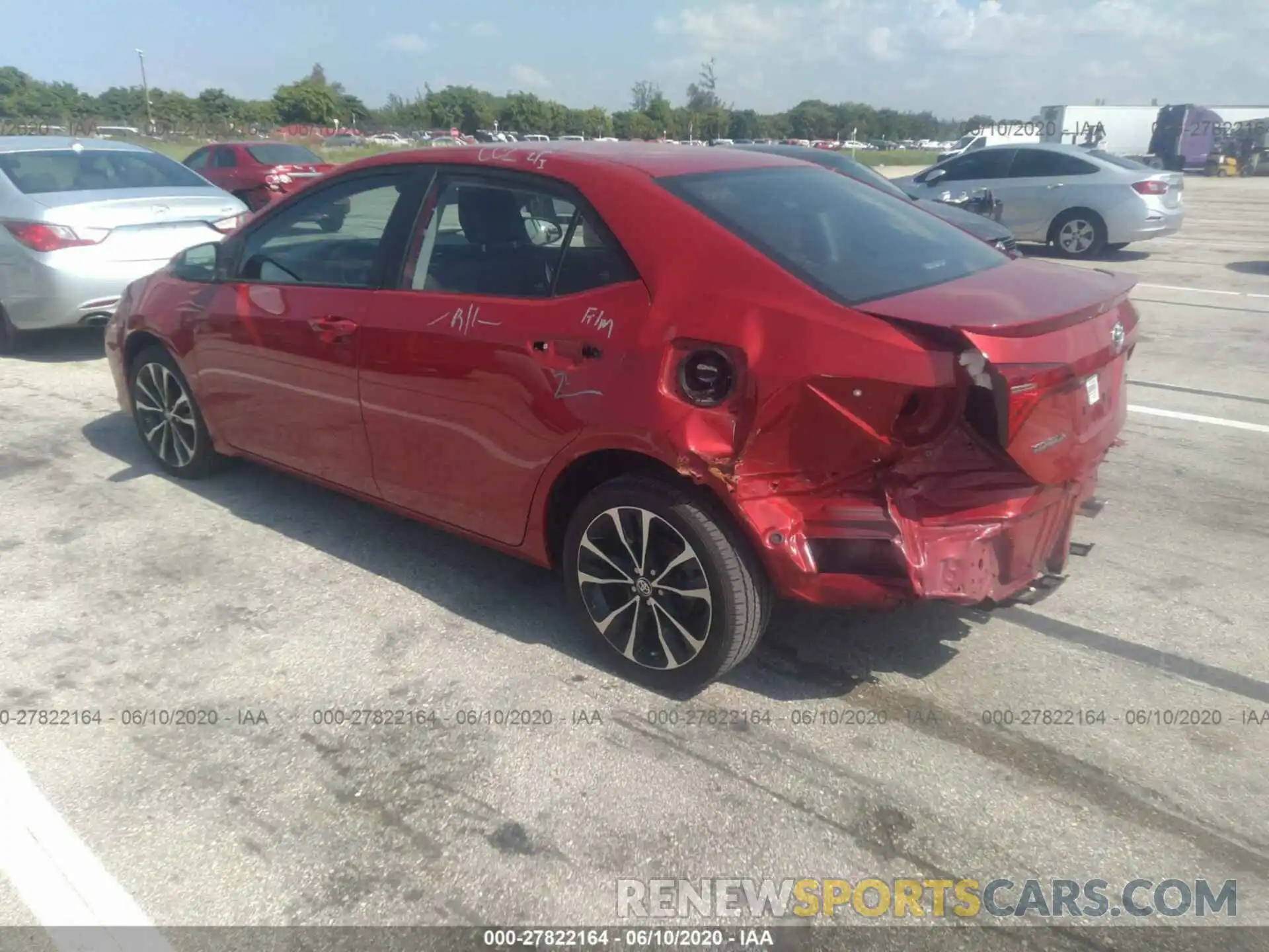 3 Photograph of a damaged car 5YFBURHE1KP912386 TOYOTA COROLLA 2019