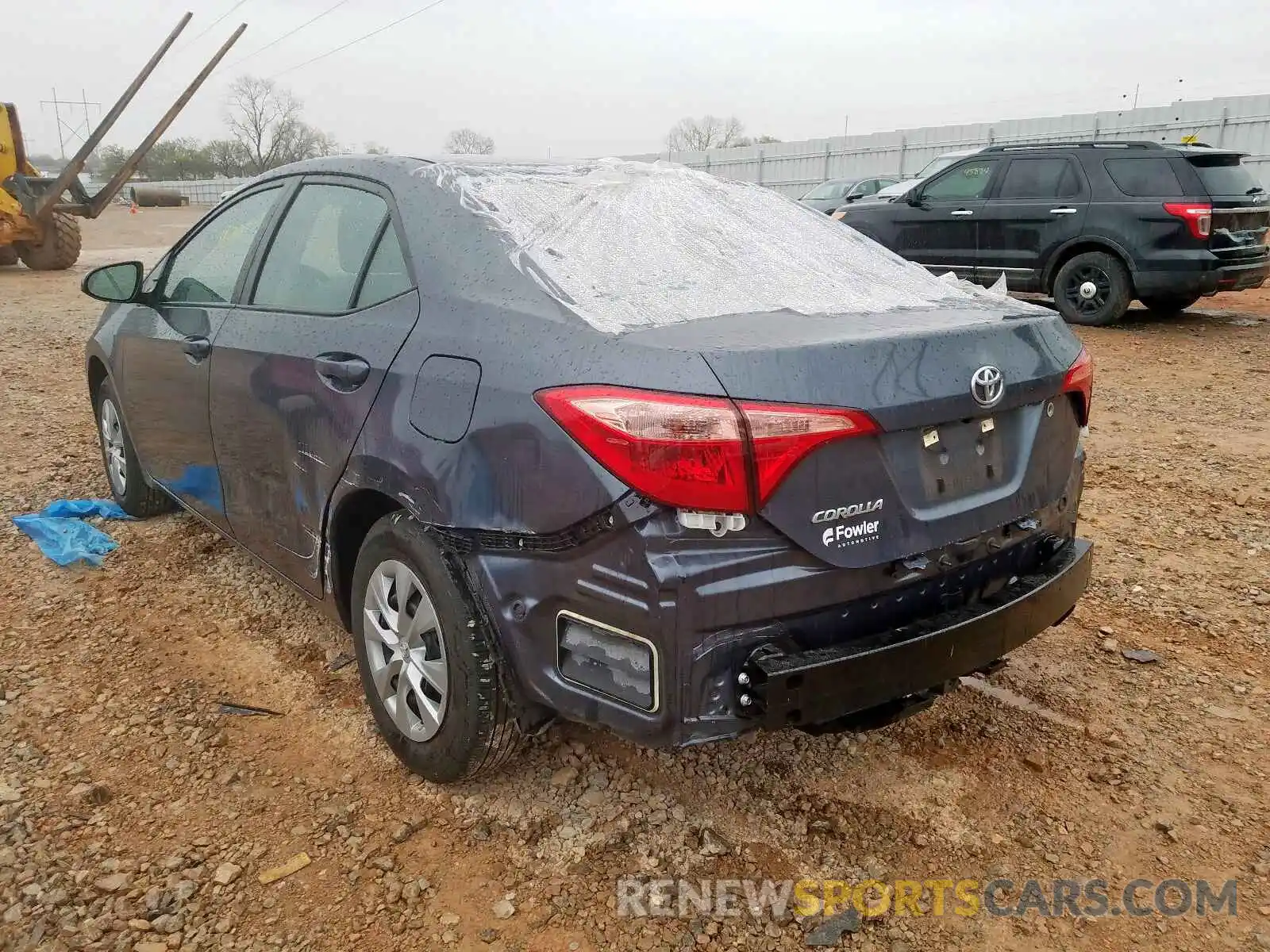 3 Photograph of a damaged car 5YFBURHE1KP913764 TOYOTA COROLLA 2019