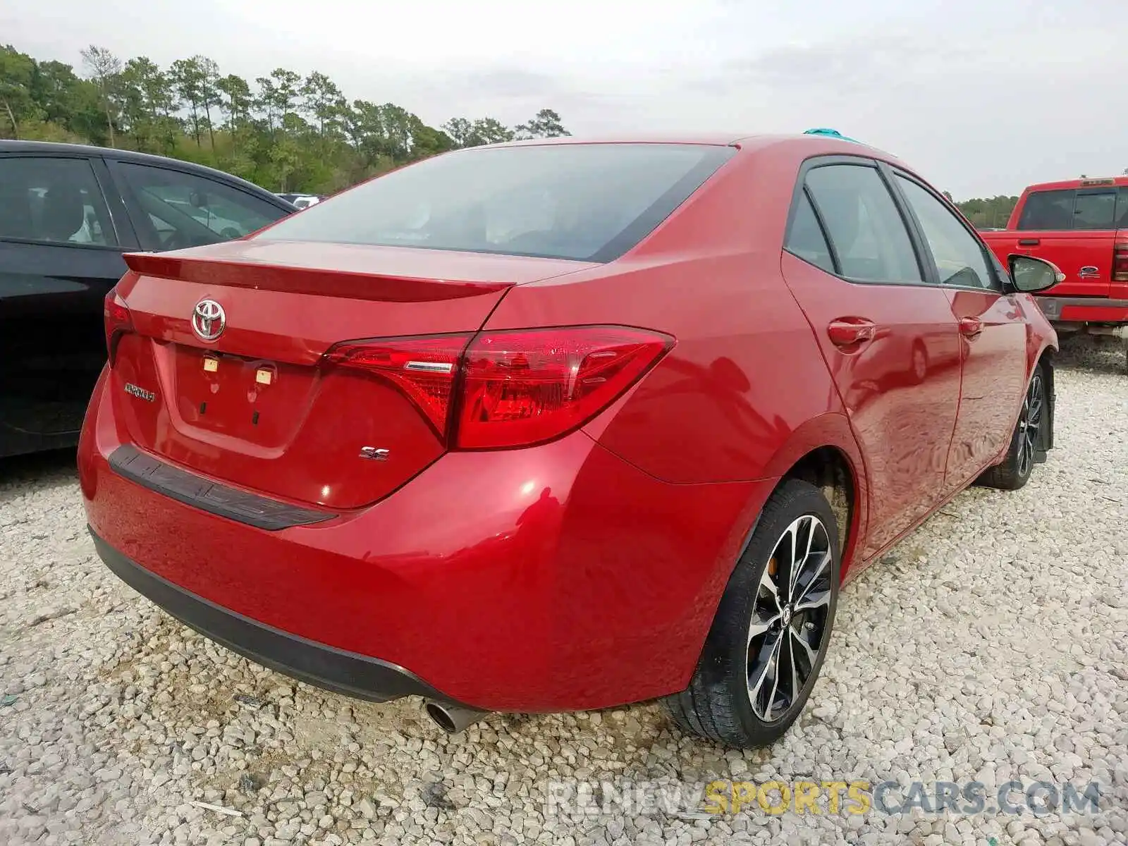 4 Photograph of a damaged car 5YFBURHE1KP914171 TOYOTA COROLLA 2019