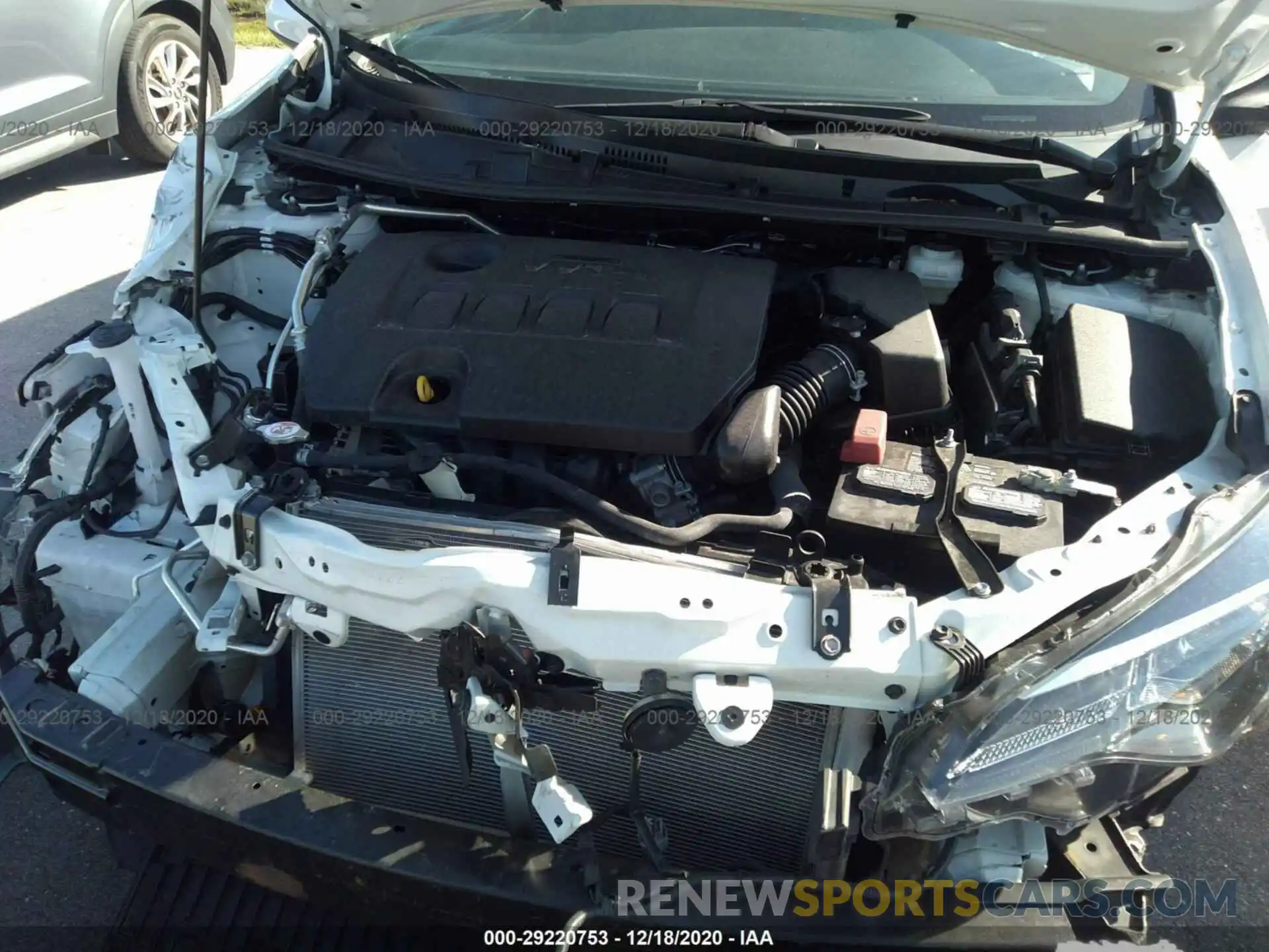 10 Photograph of a damaged car 5YFBURHE1KP914381 TOYOTA COROLLA 2019