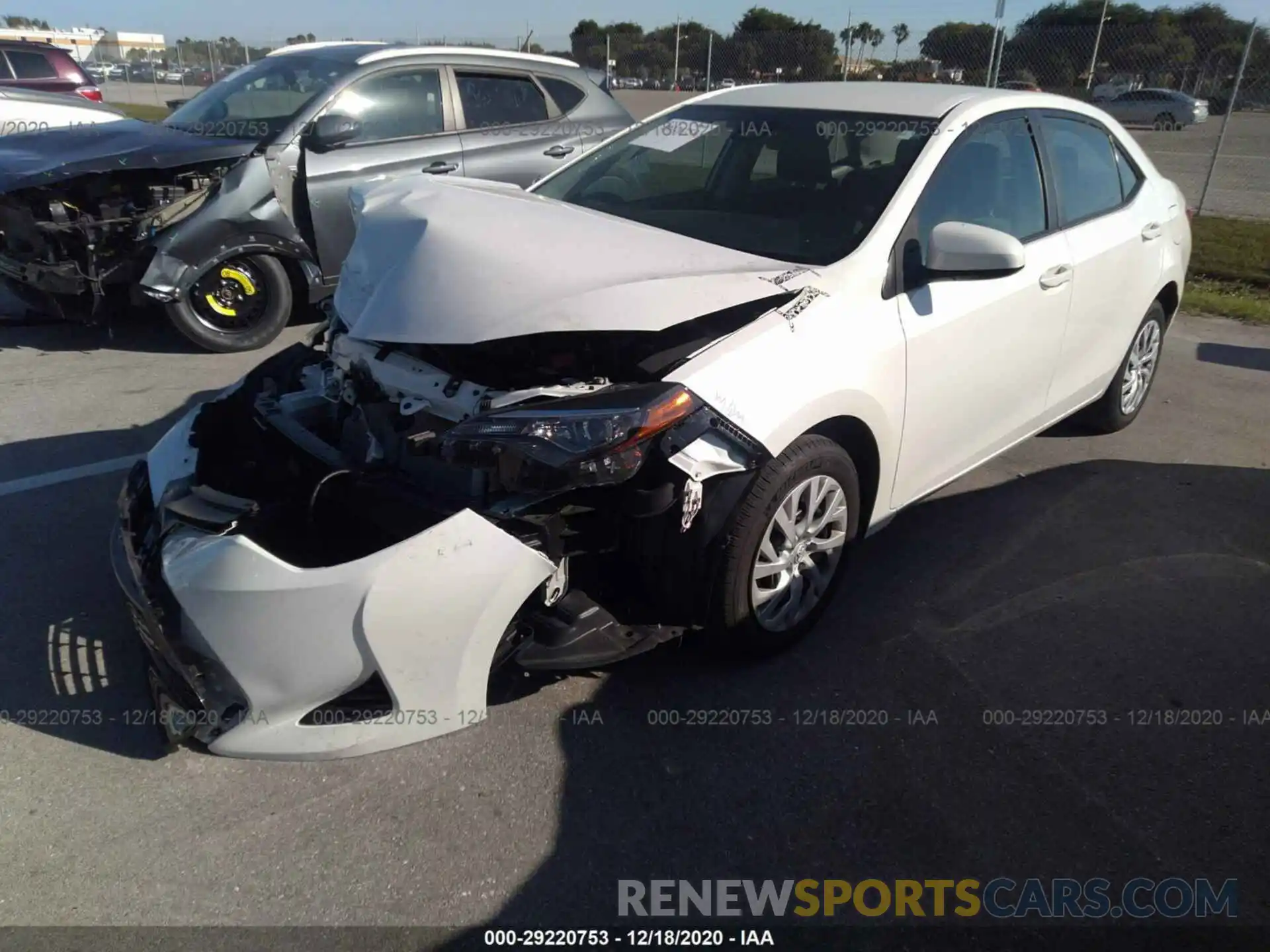 2 Photograph of a damaged car 5YFBURHE1KP914381 TOYOTA COROLLA 2019